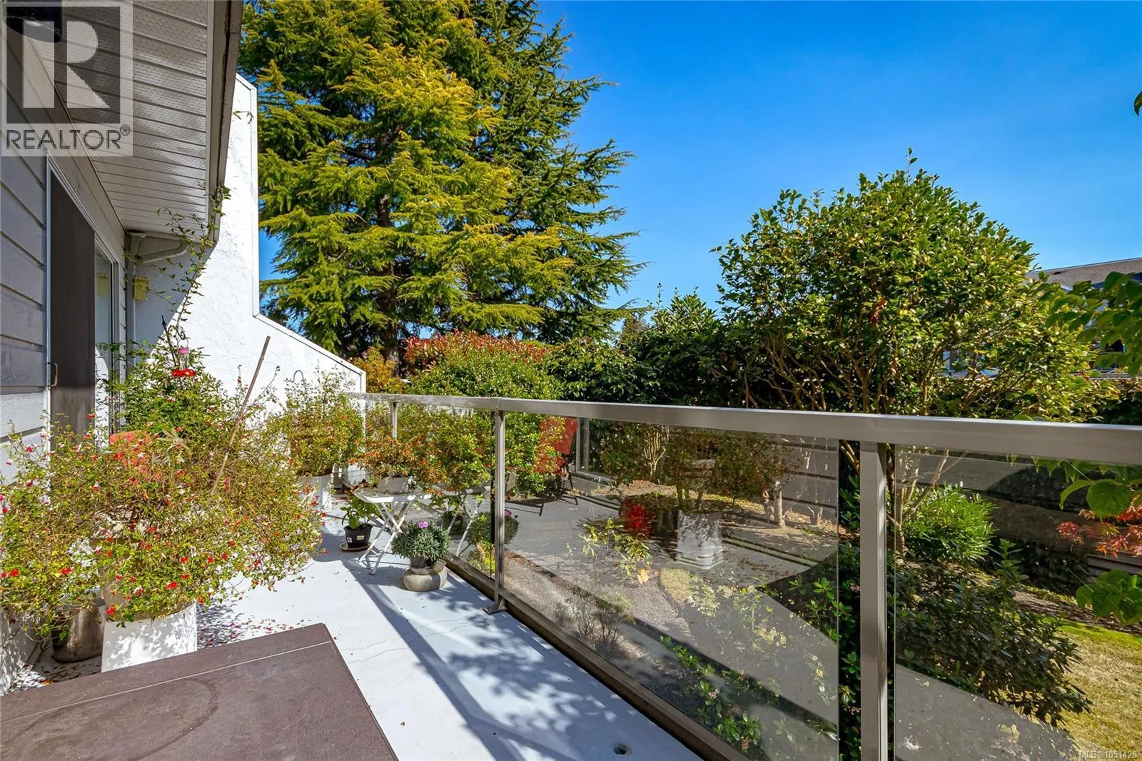 105 10461 Resthaven Dr