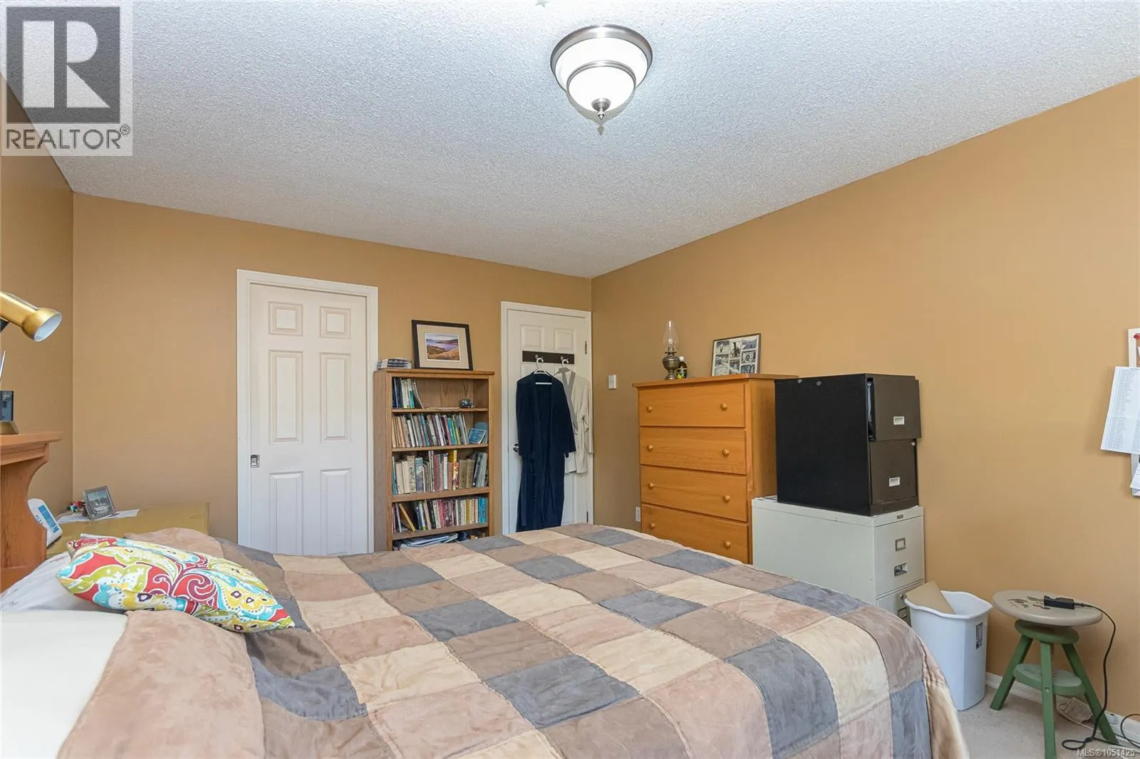 105 10461 Resthaven Dr