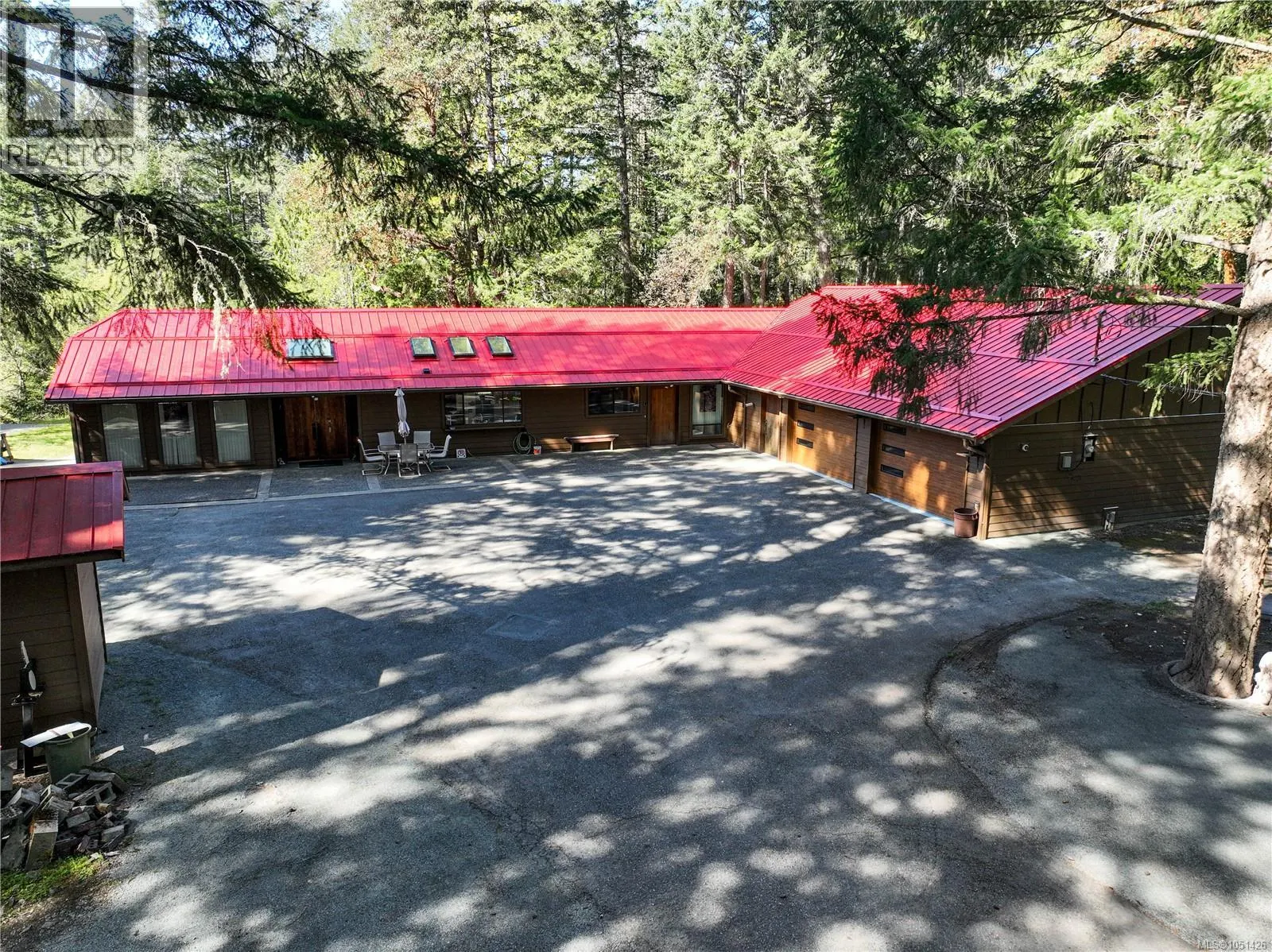 1698 Millstream Rd
