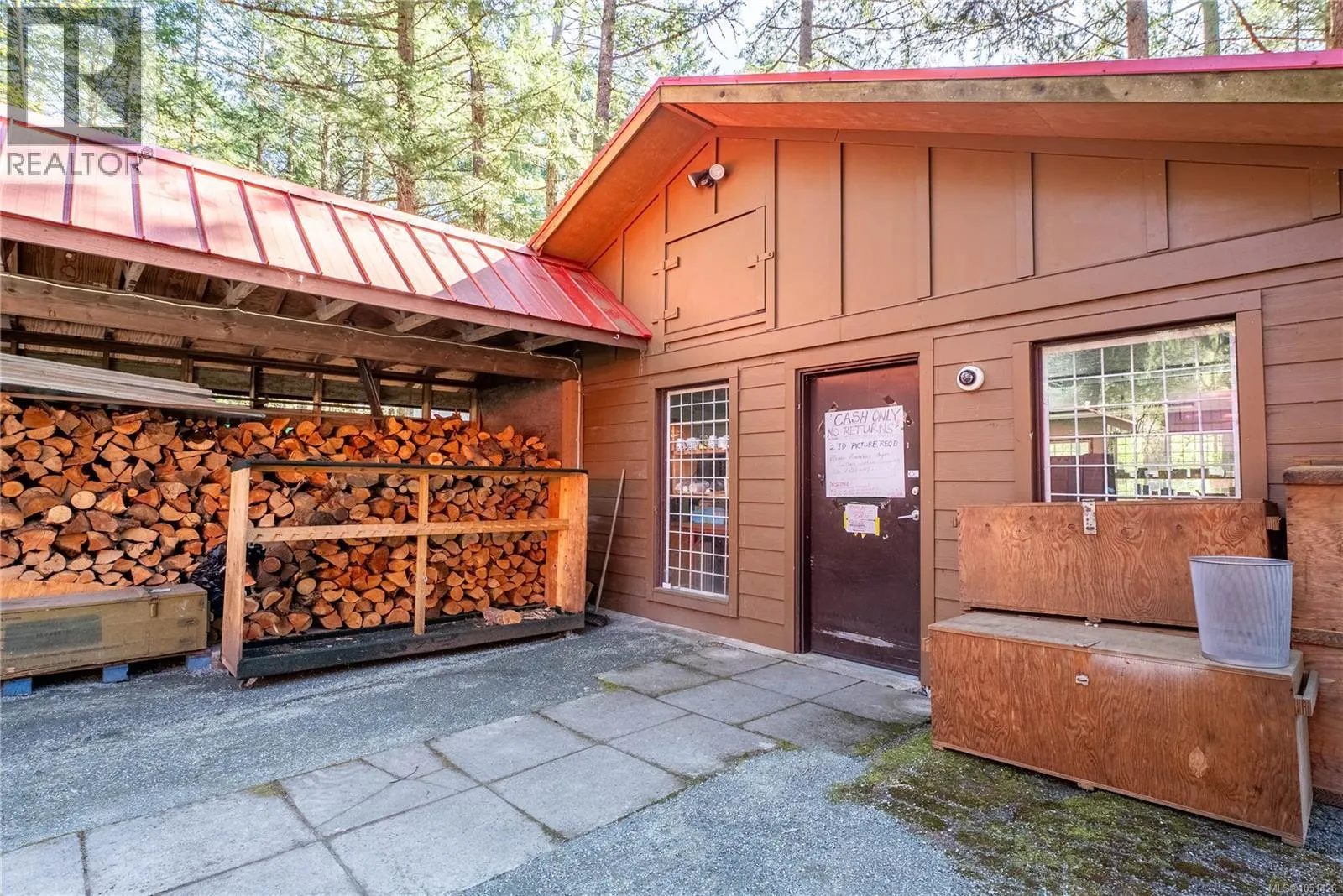 1698 Millstream Rd