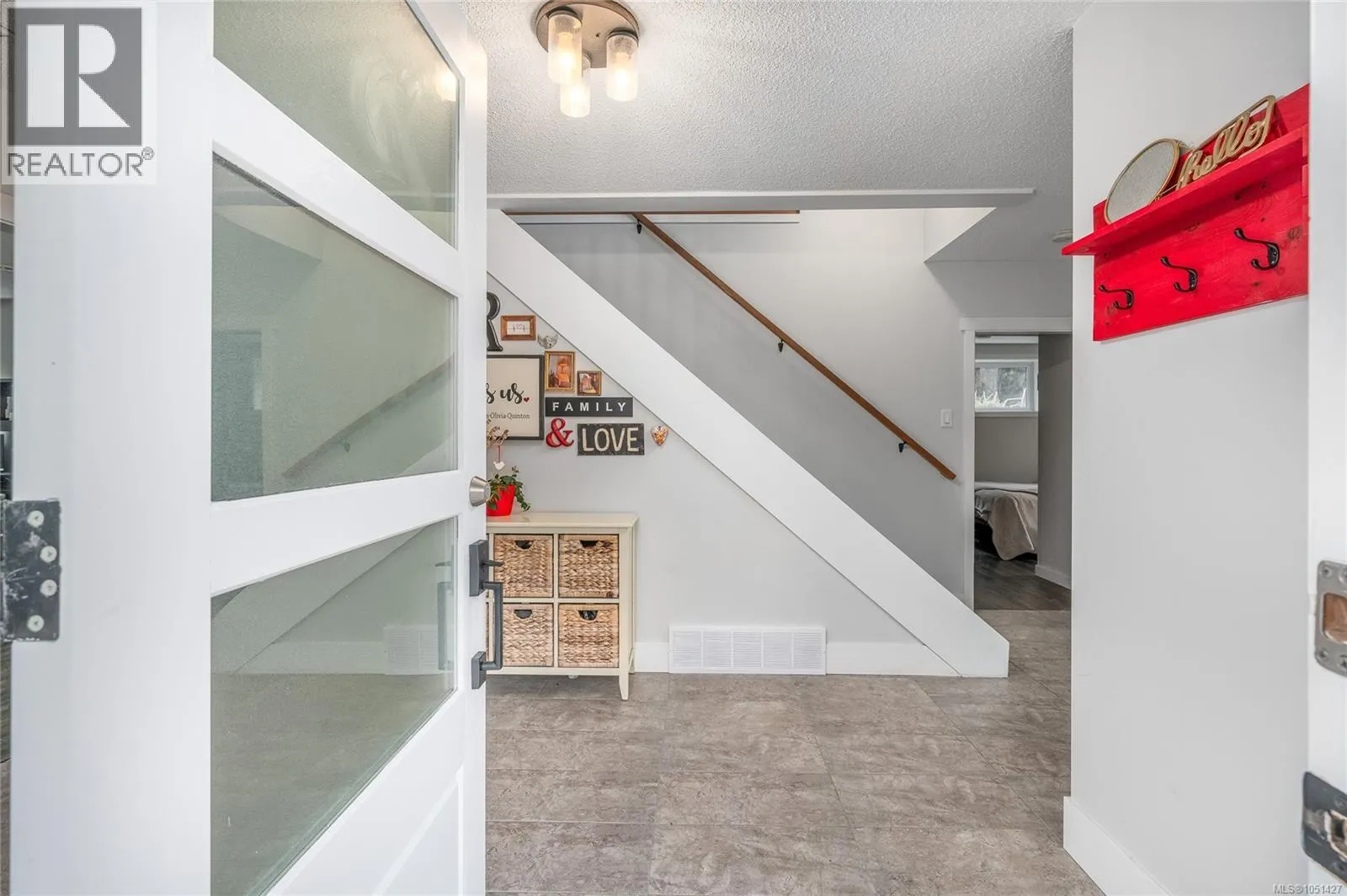 262 Villa Rd