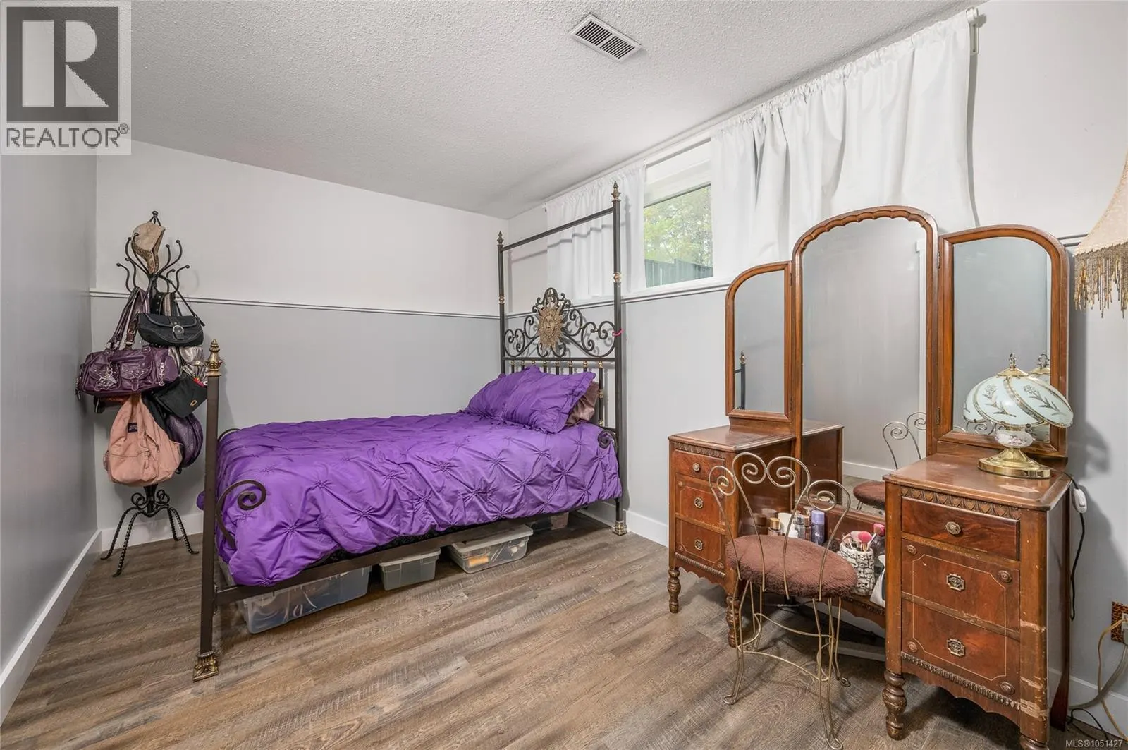 262 Villa Rd