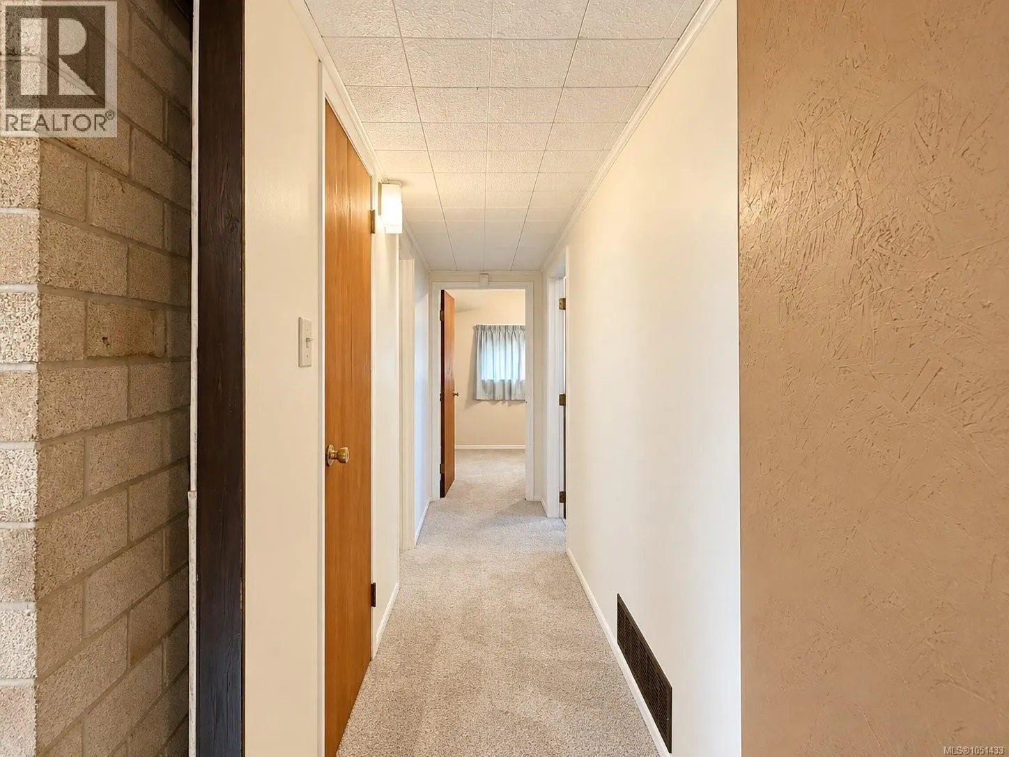 2433 5th Ave
