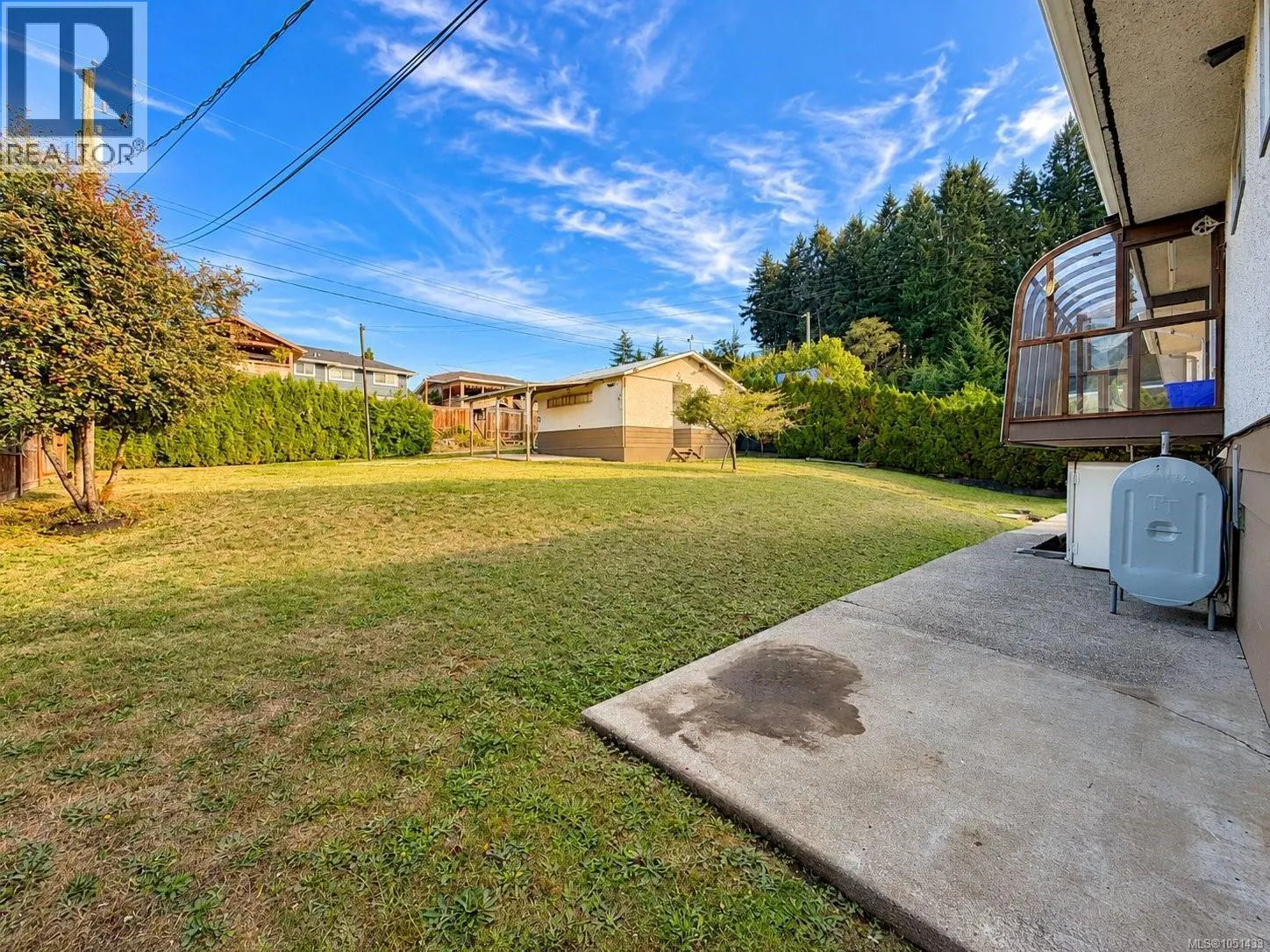 2433 5th Ave