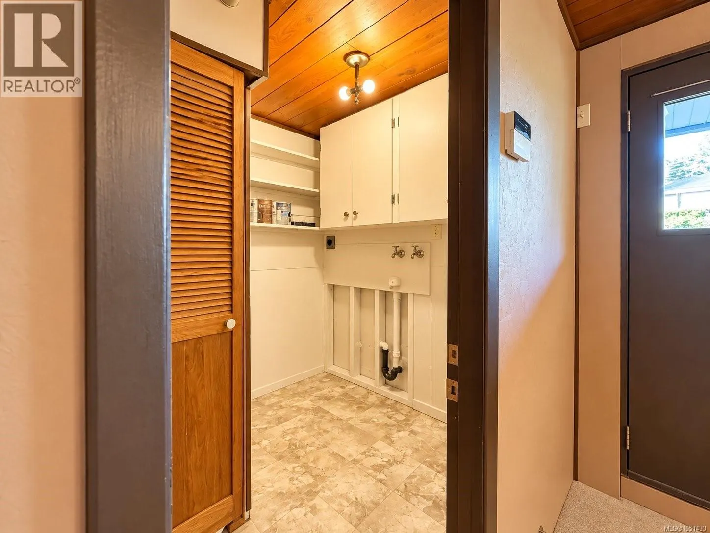 2433 5th Ave