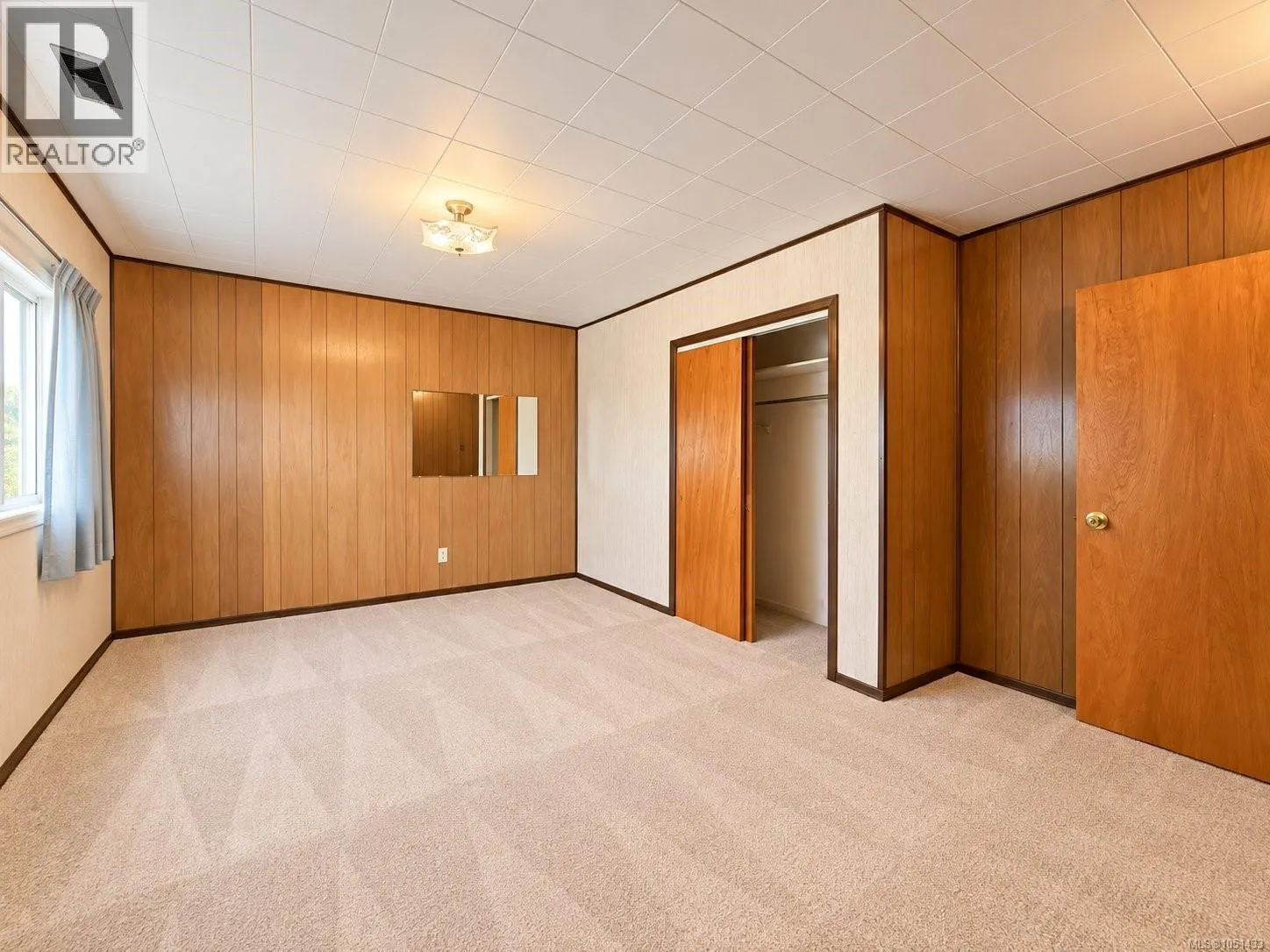 2433 5th Ave