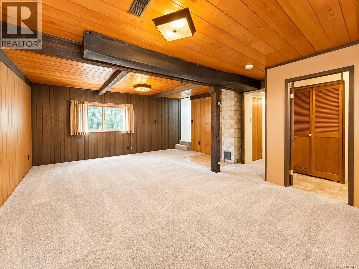 2433 5th Ave