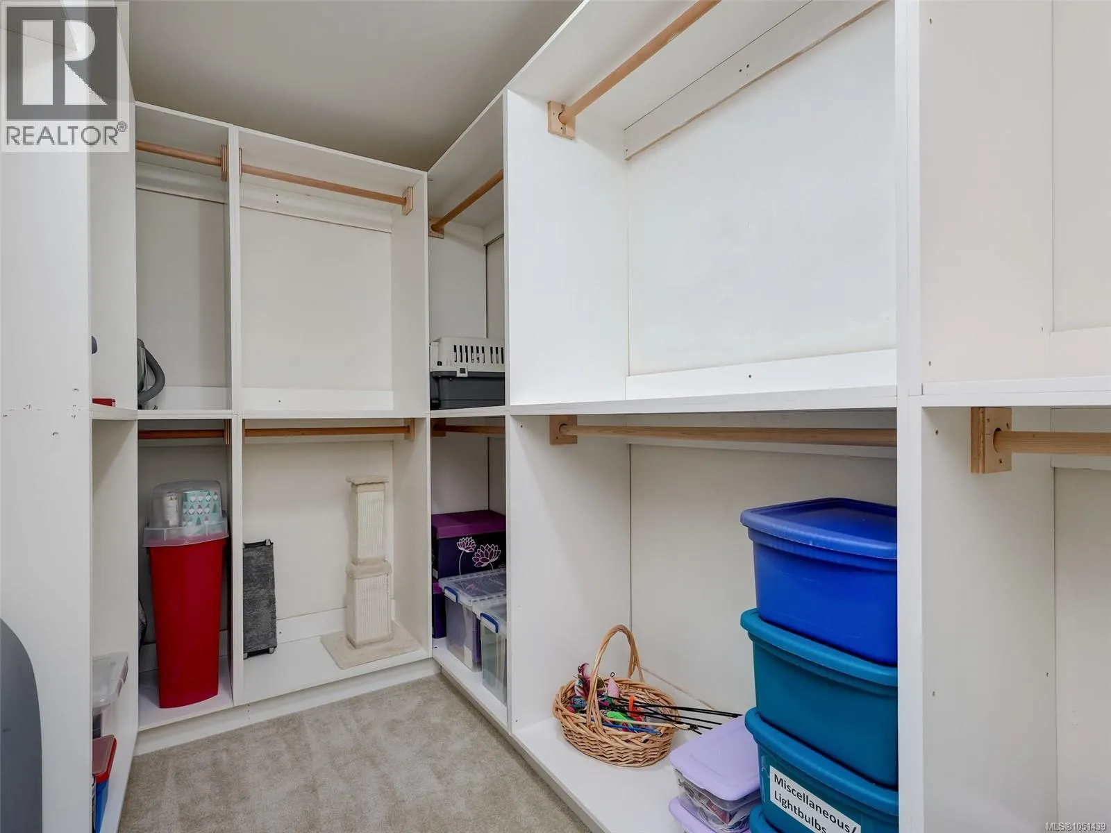 210 1315 Esquimalt Rd