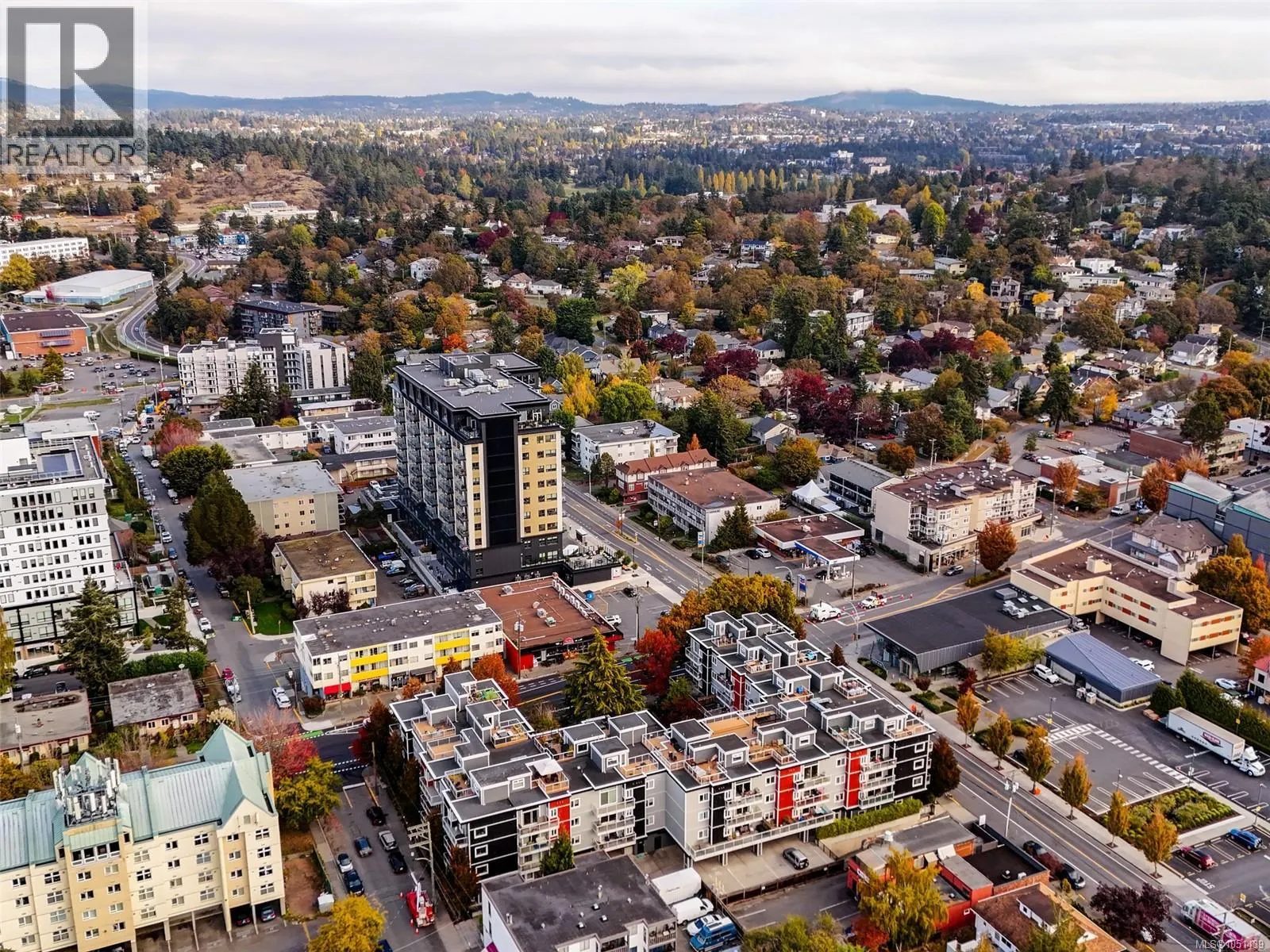 210 1315 Esquimalt Rd