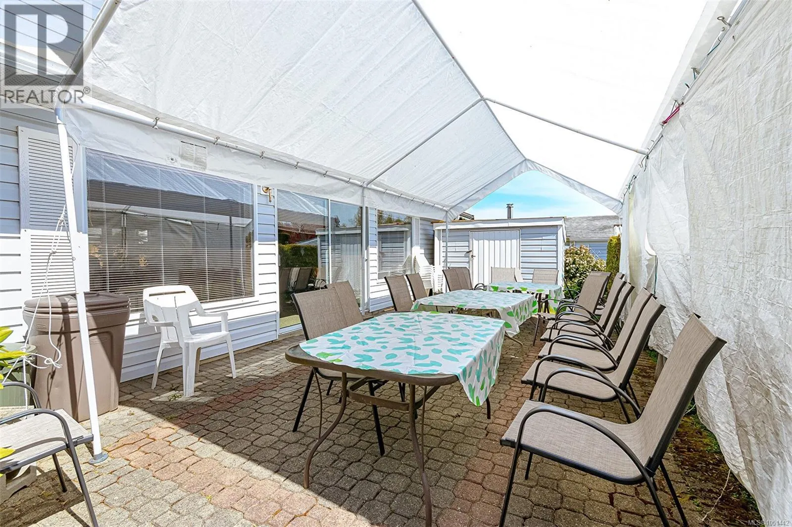 23 7583 Central Saanich Rd