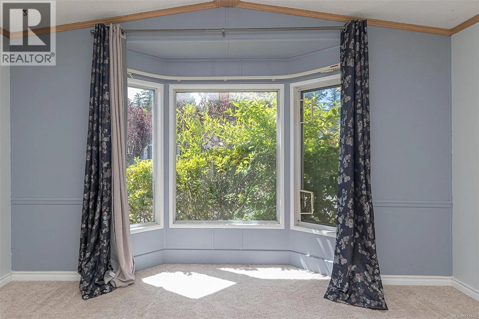 23 7583 Central Saanich Rd