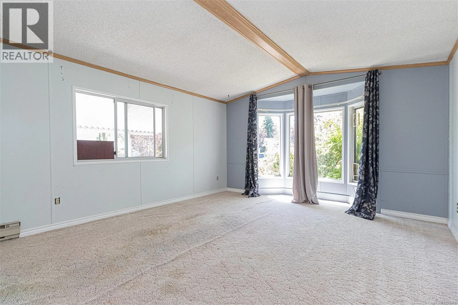 23 7583 Central Saanich Rd