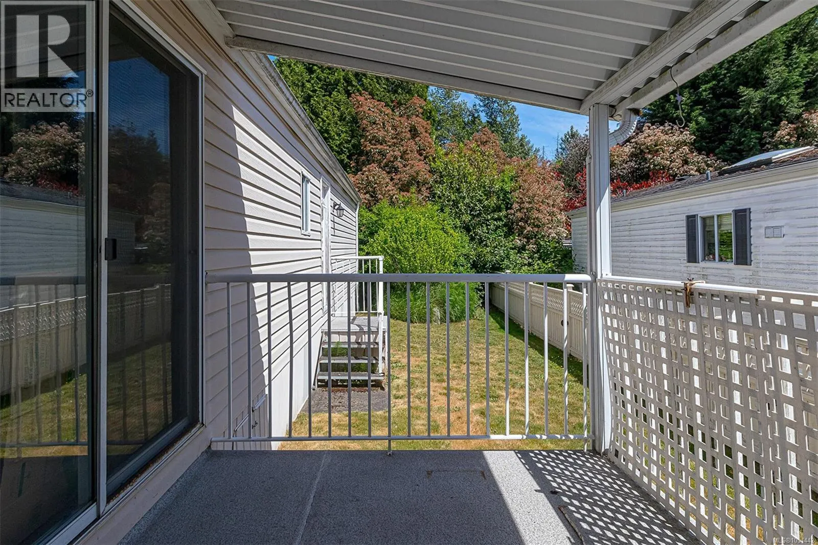 23 7583 Central Saanich Rd