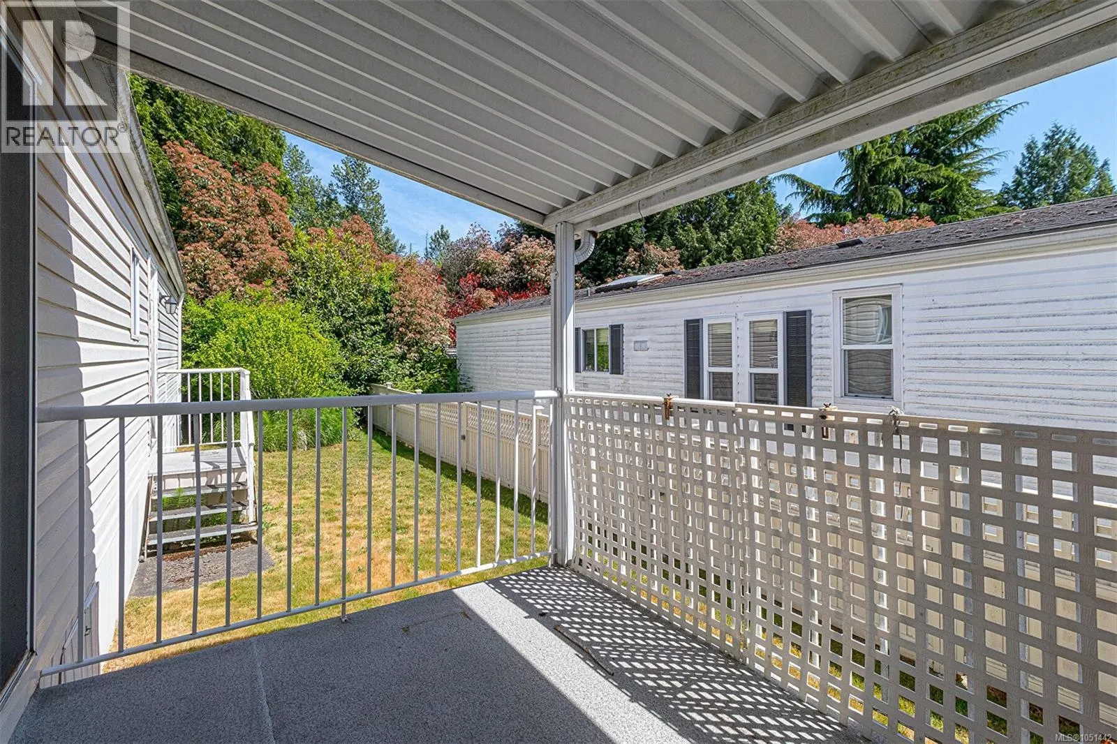 23 7583 Central Saanich Rd