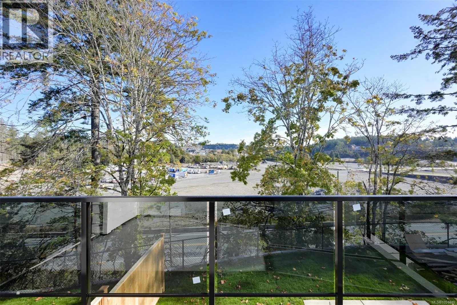 2119 Kingbird Dr