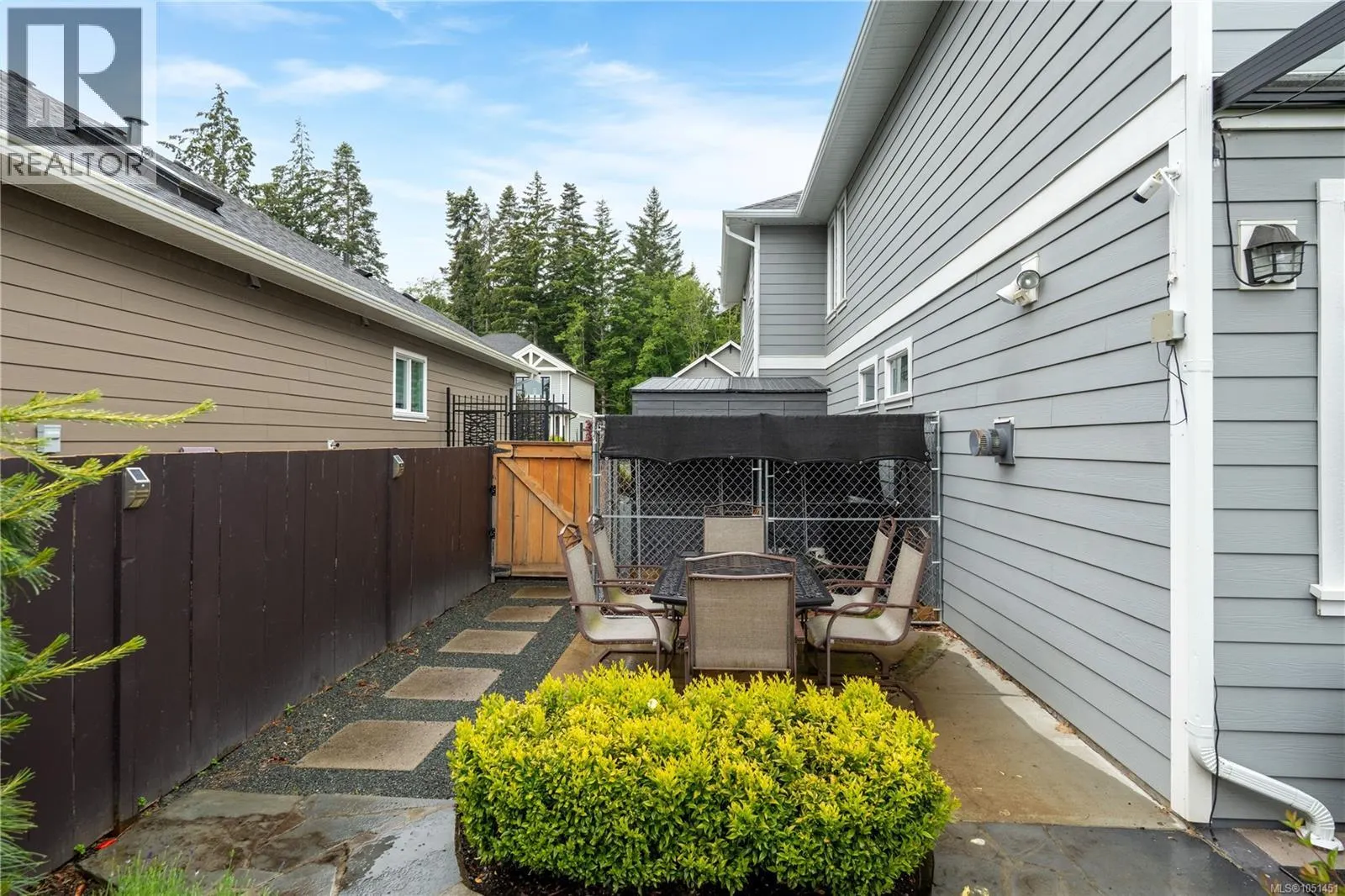 2513 West Trail Crt