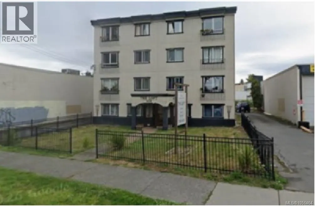 614 Esquimalt Rd
