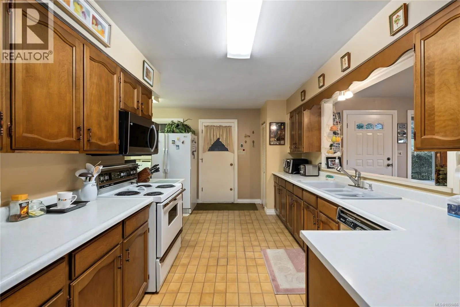 260 Elizabeth Ave