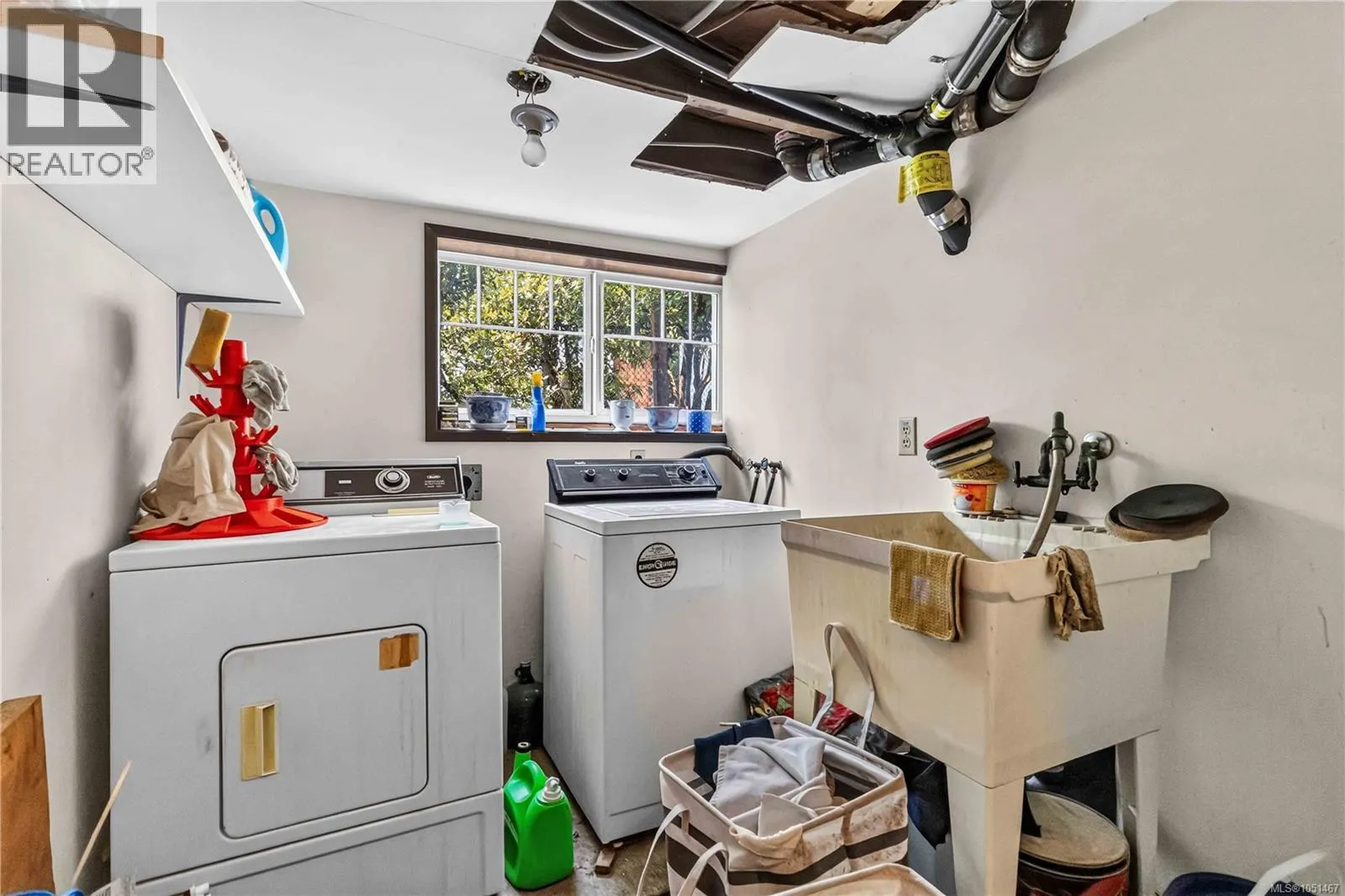 3441 Lovat Ave
