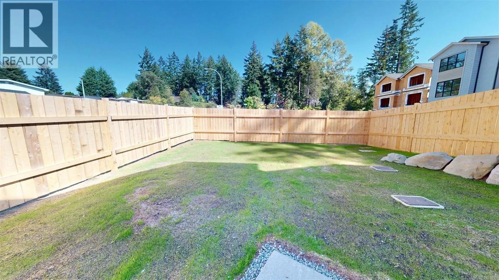 2322 Sparrow Lane