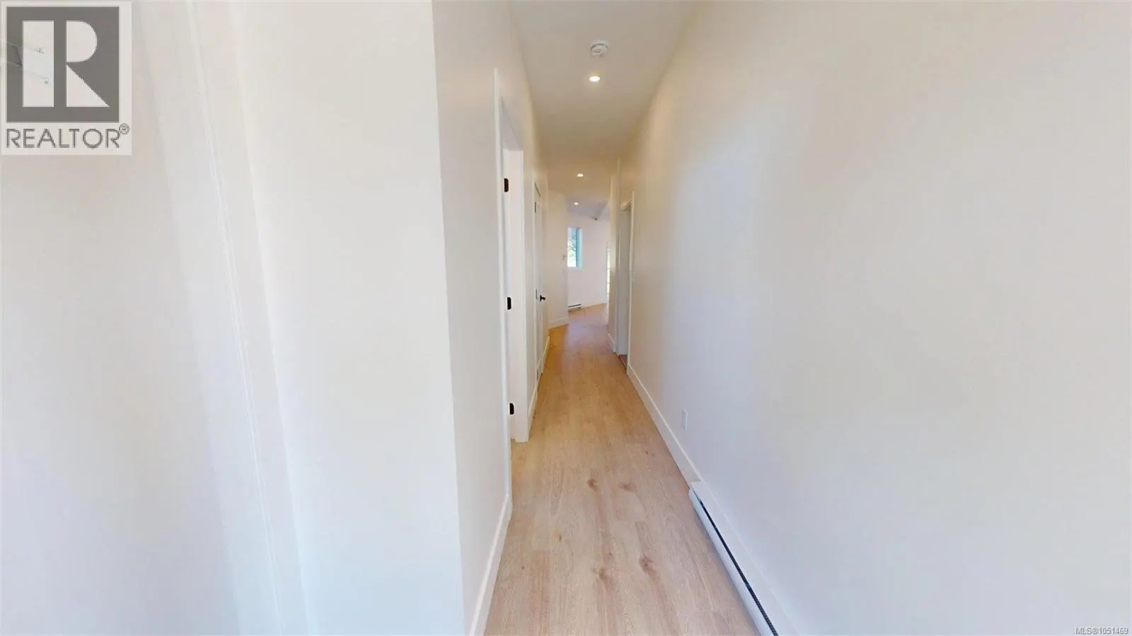 2322 Sparrow Lane