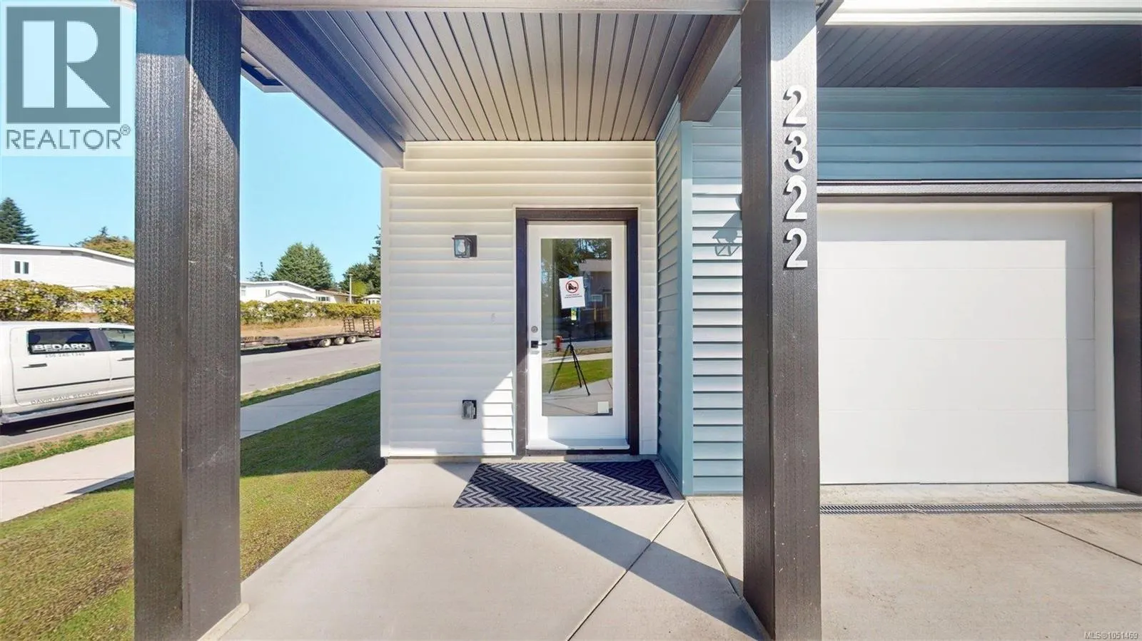 2322 Sparrow Lane