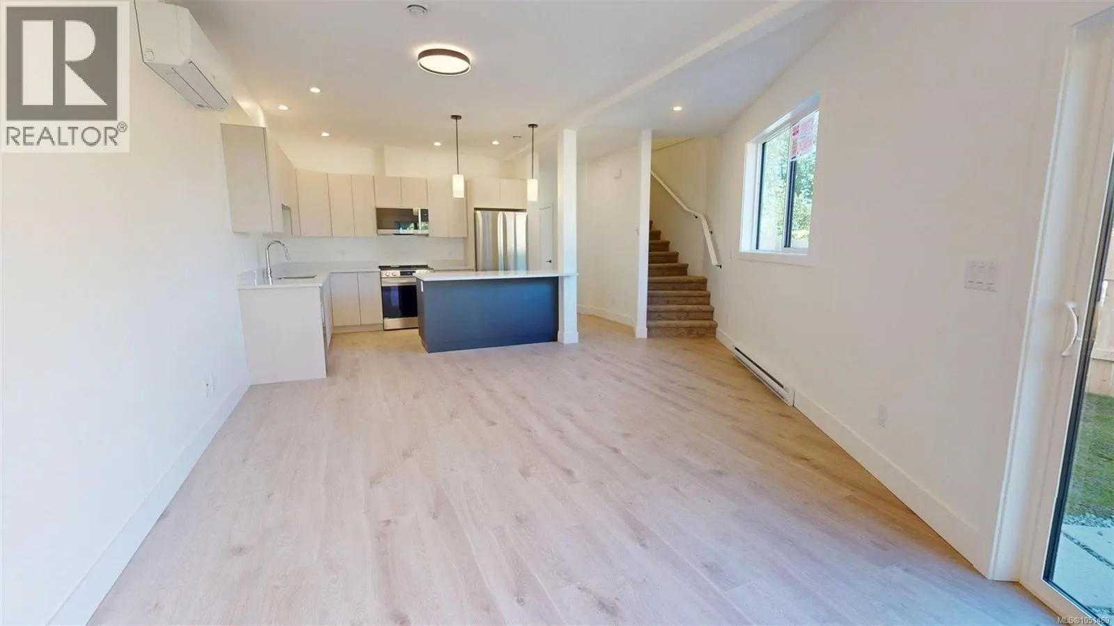 2322 Sparrow Lane