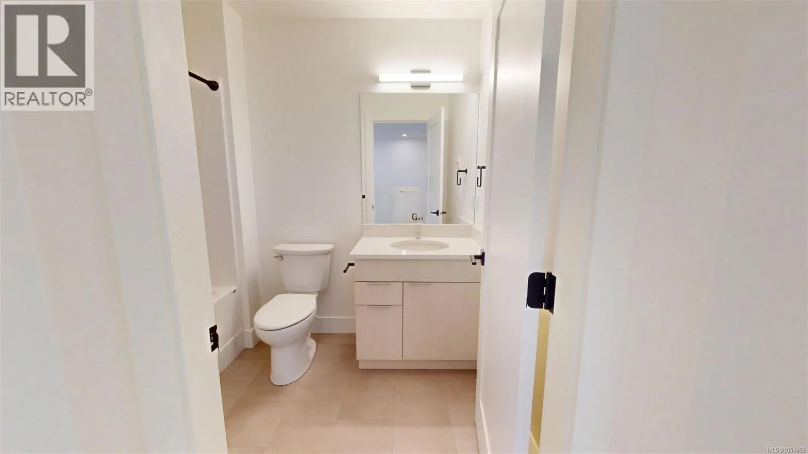 2322 Sparrow Lane
