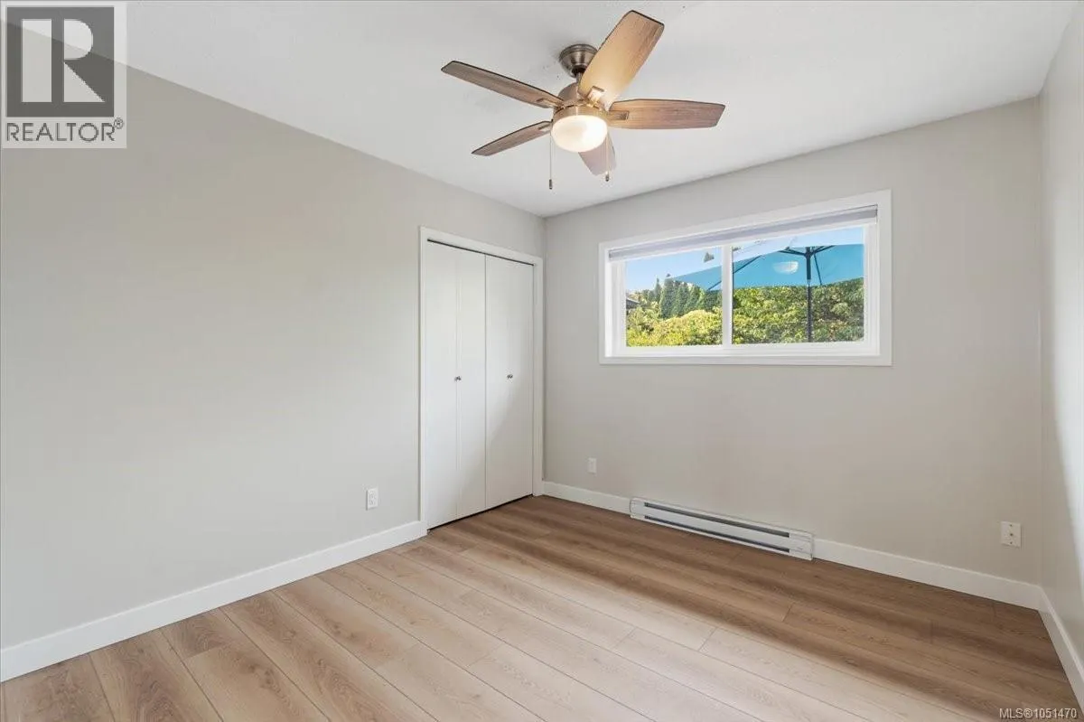 813 Athena Pl
