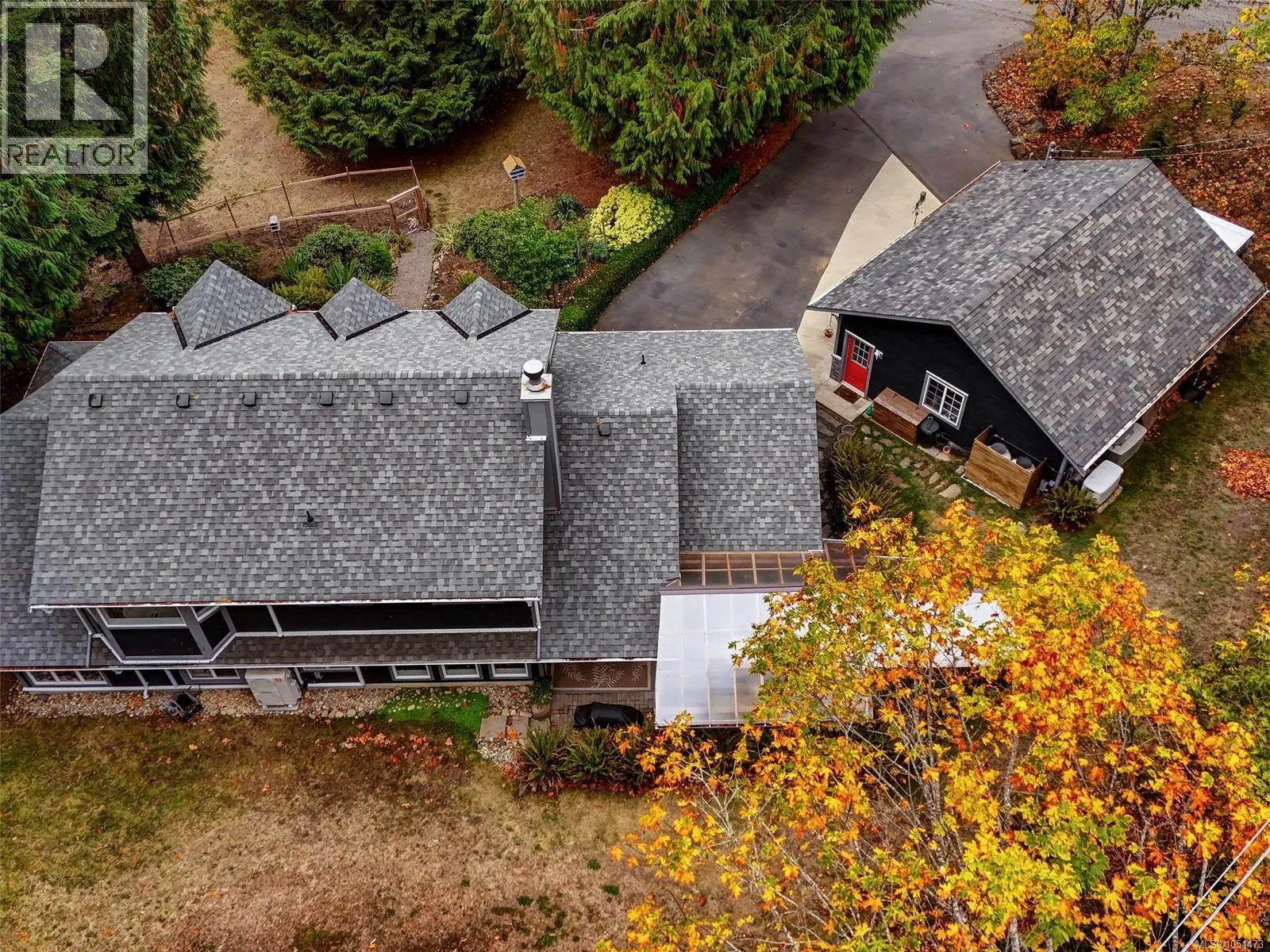 905 Worrall Dr