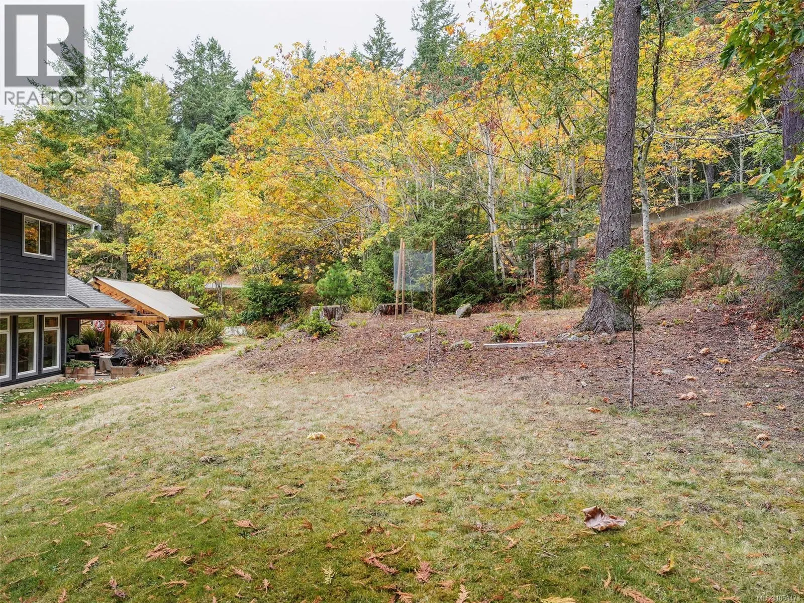 905 Worrall Dr