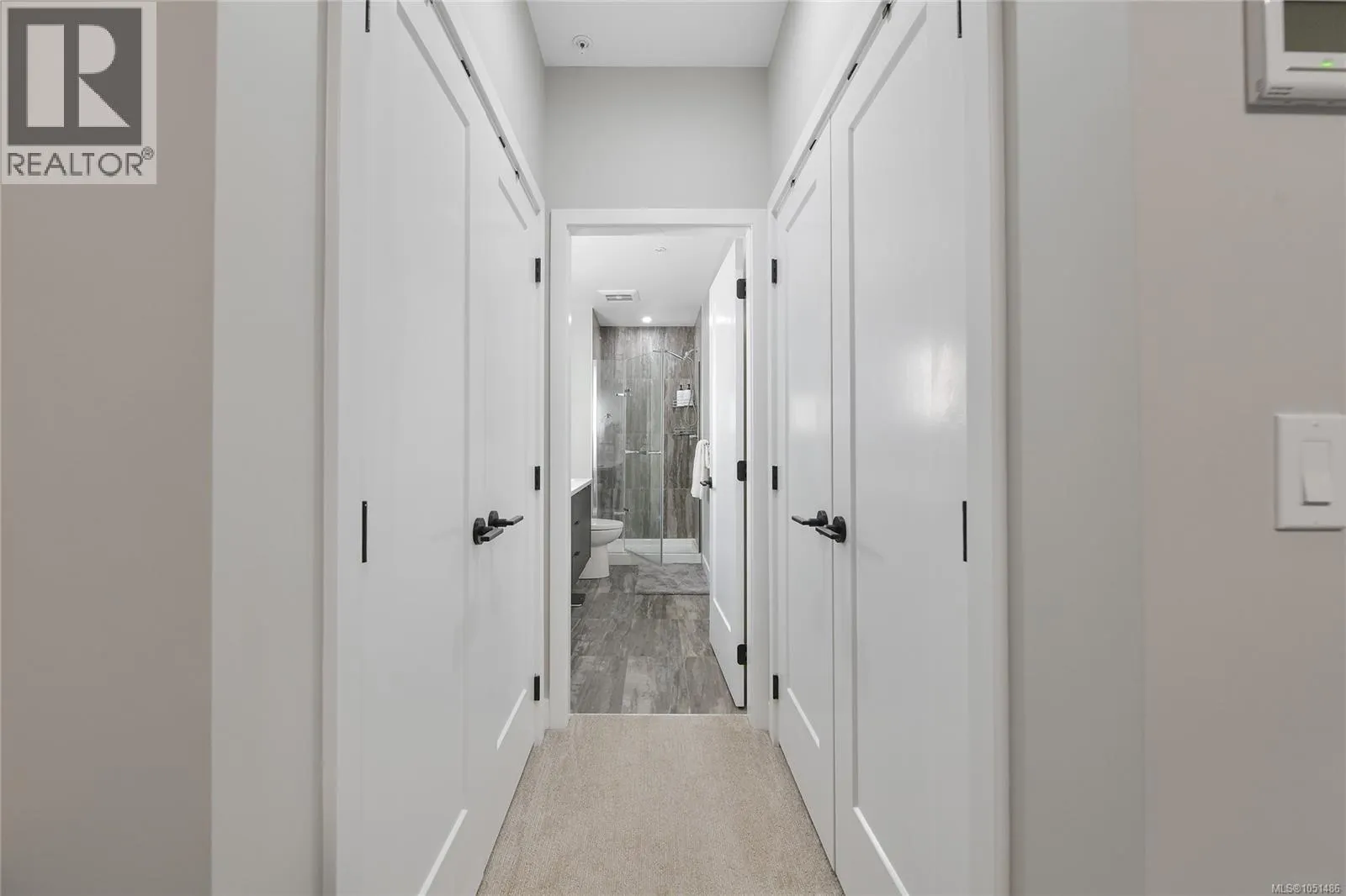 404 967 Whirlaway Cres