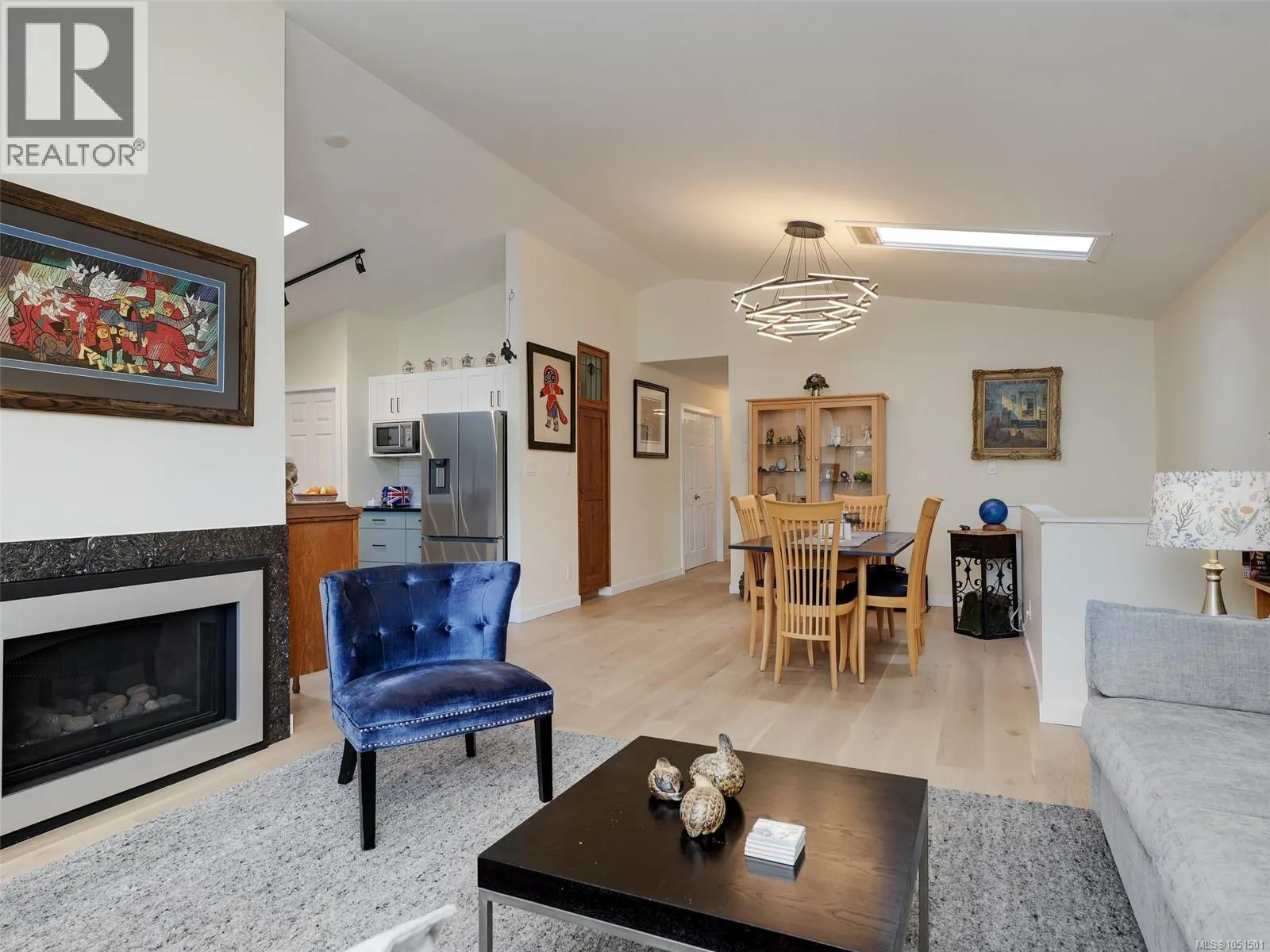 51 901 Kentwood Lane