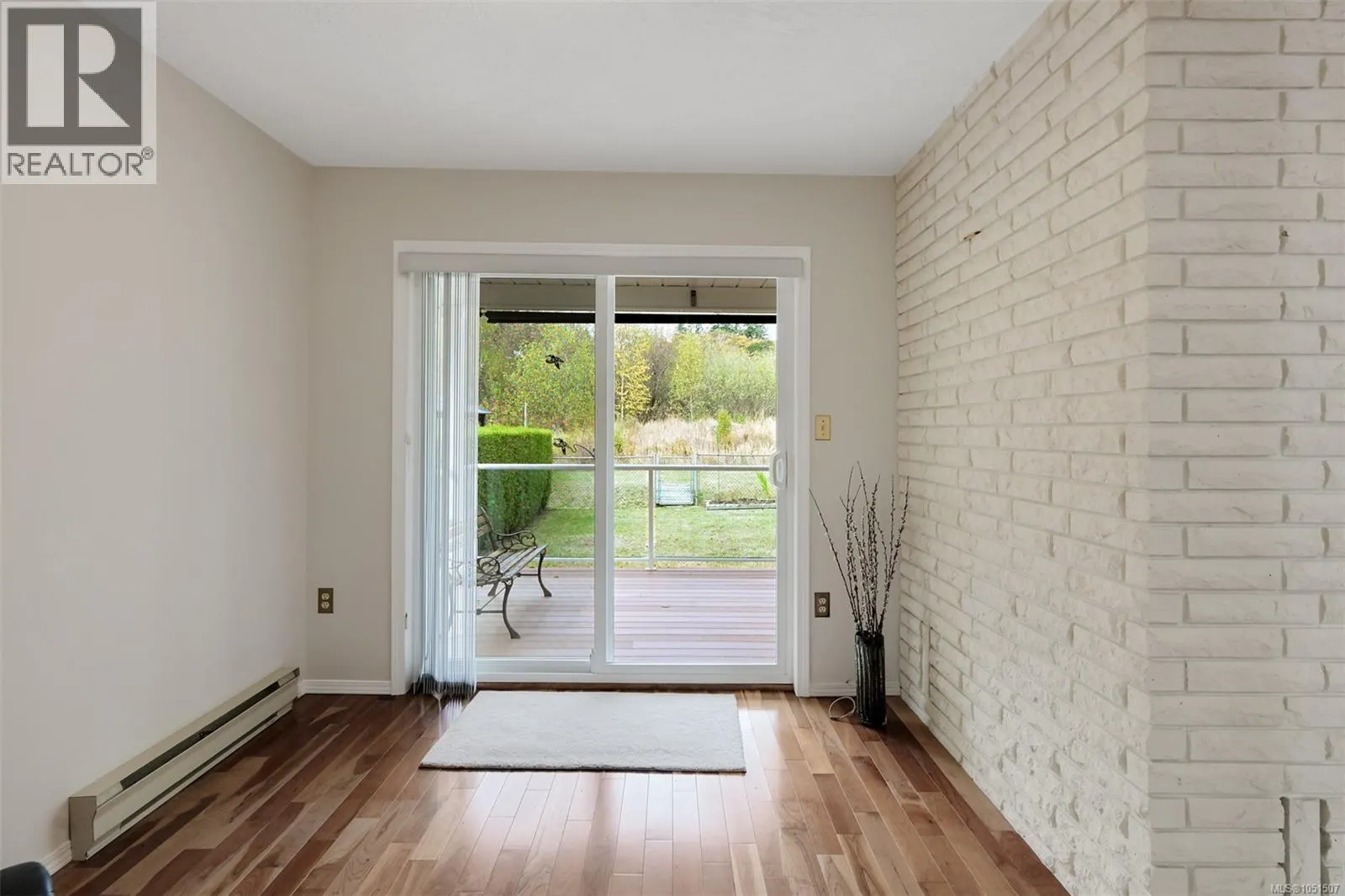 1309 Layritz Pl