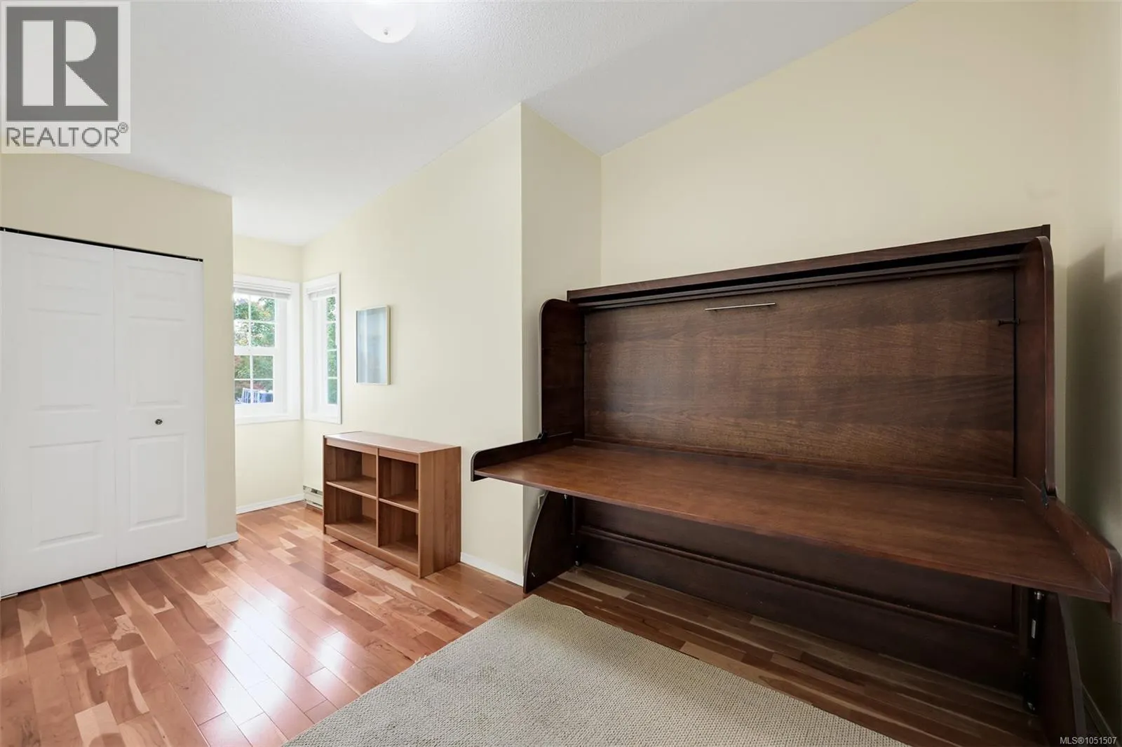 1309 Layritz Pl