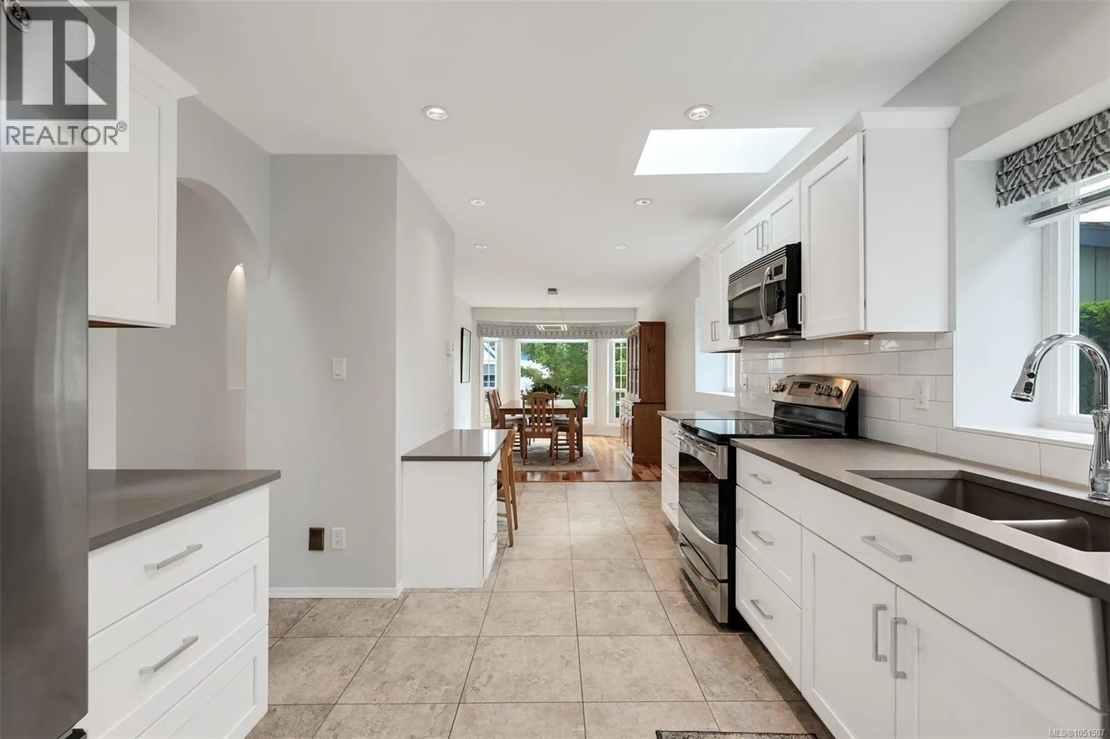 1309 Layritz Pl