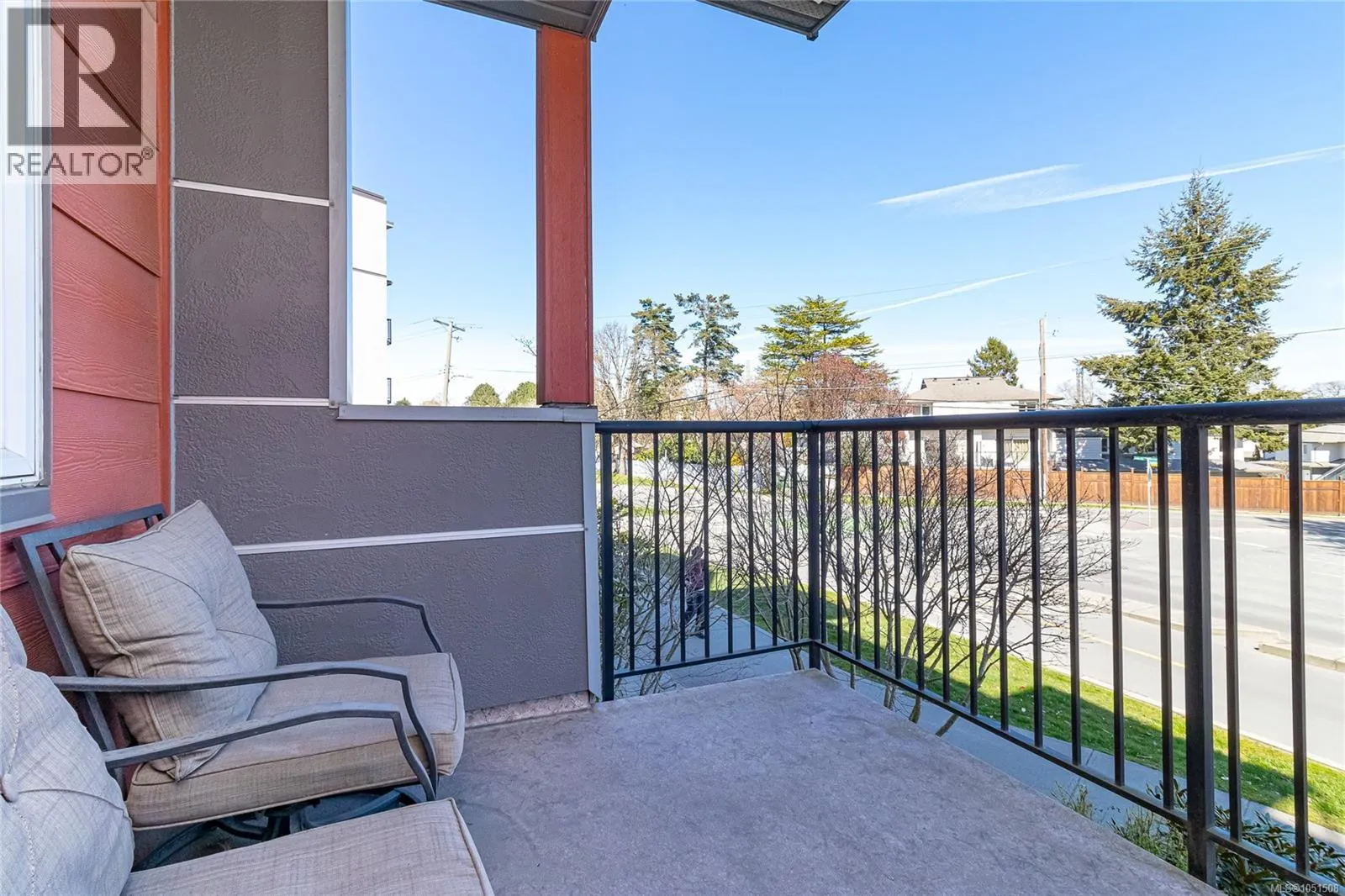 201 4030 Borden St