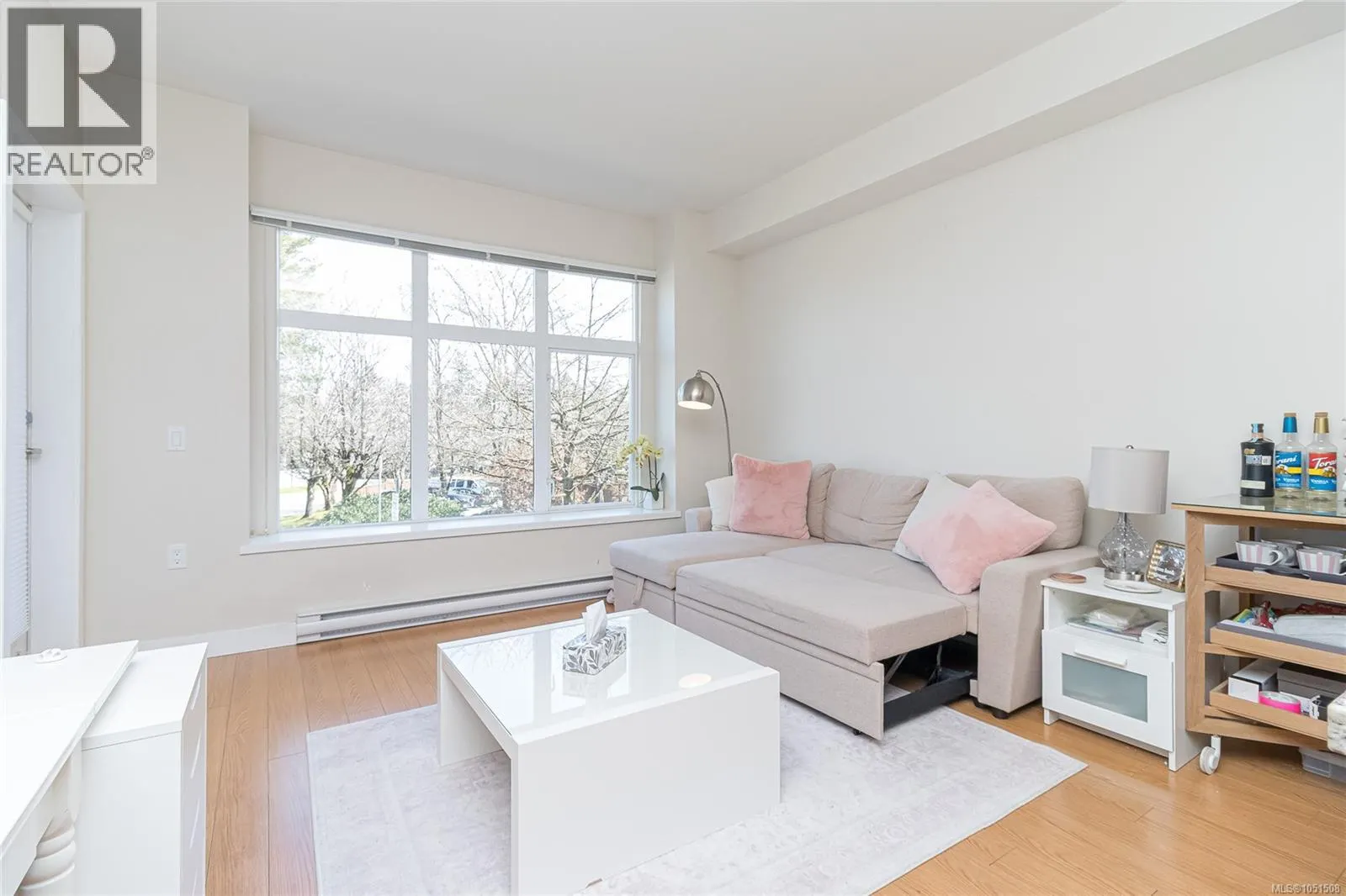 201 4030 Borden St