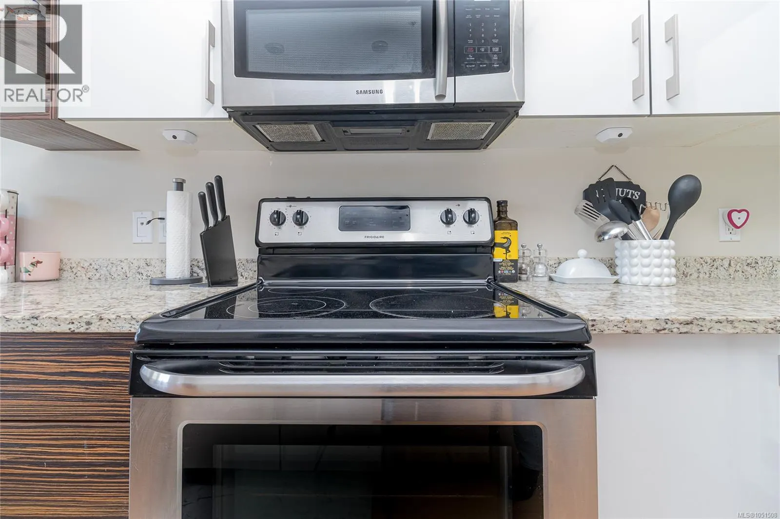 201 4030 Borden St