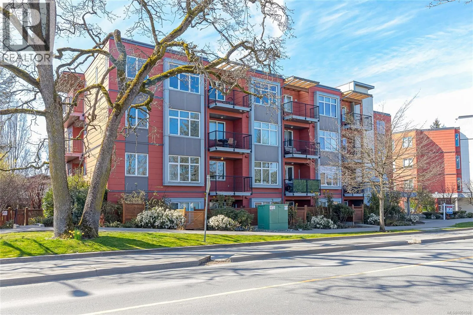 201 4030 Borden St