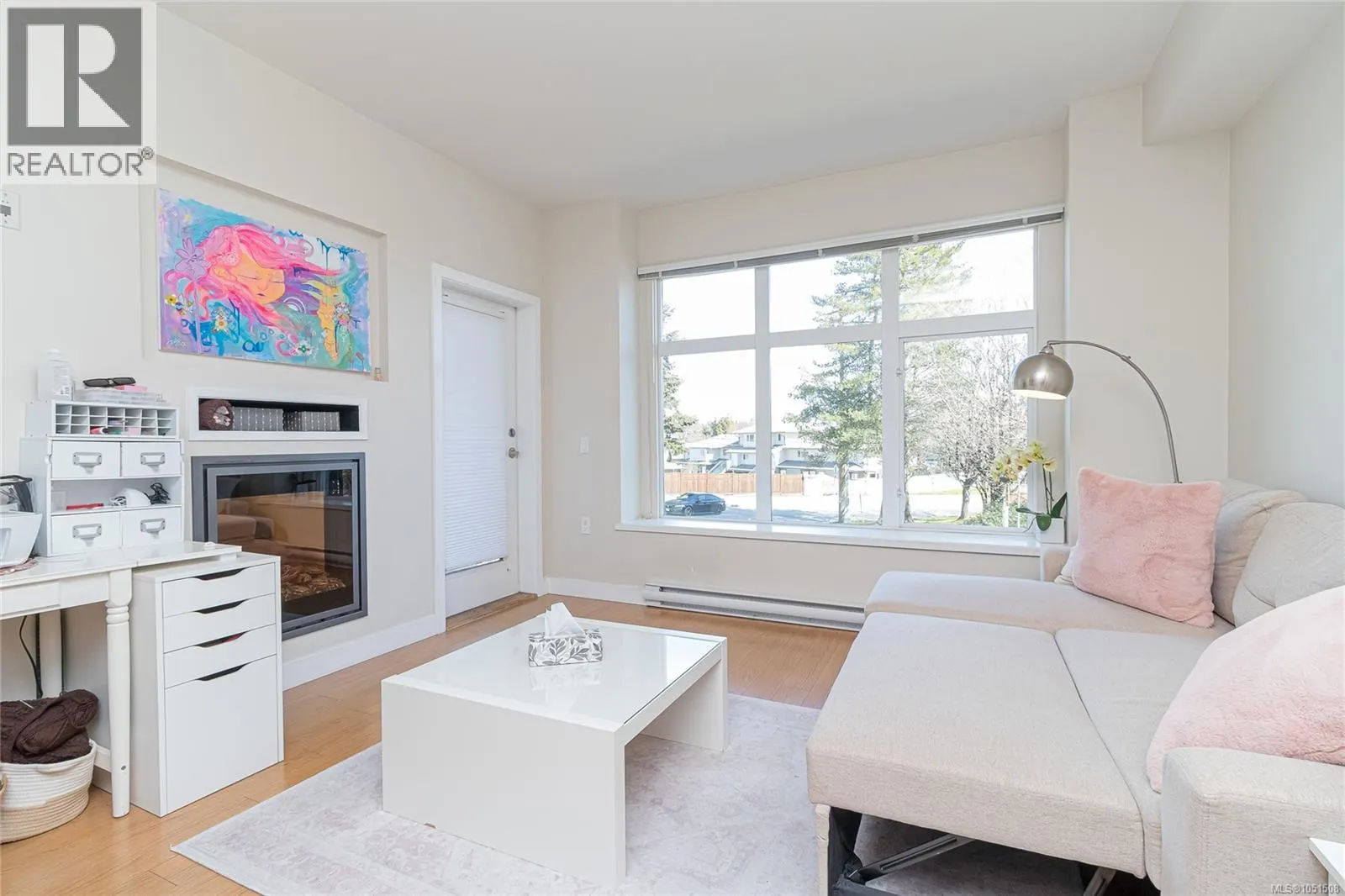 201 4030 Borden St