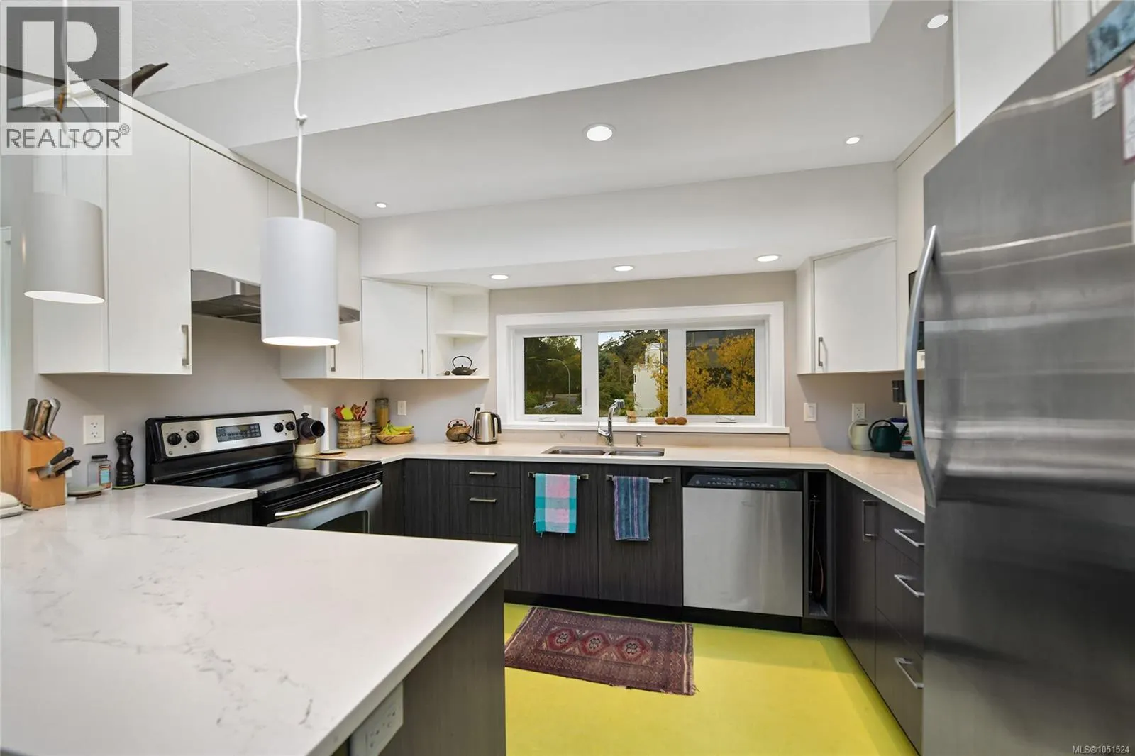 401 1000 Park Blvd