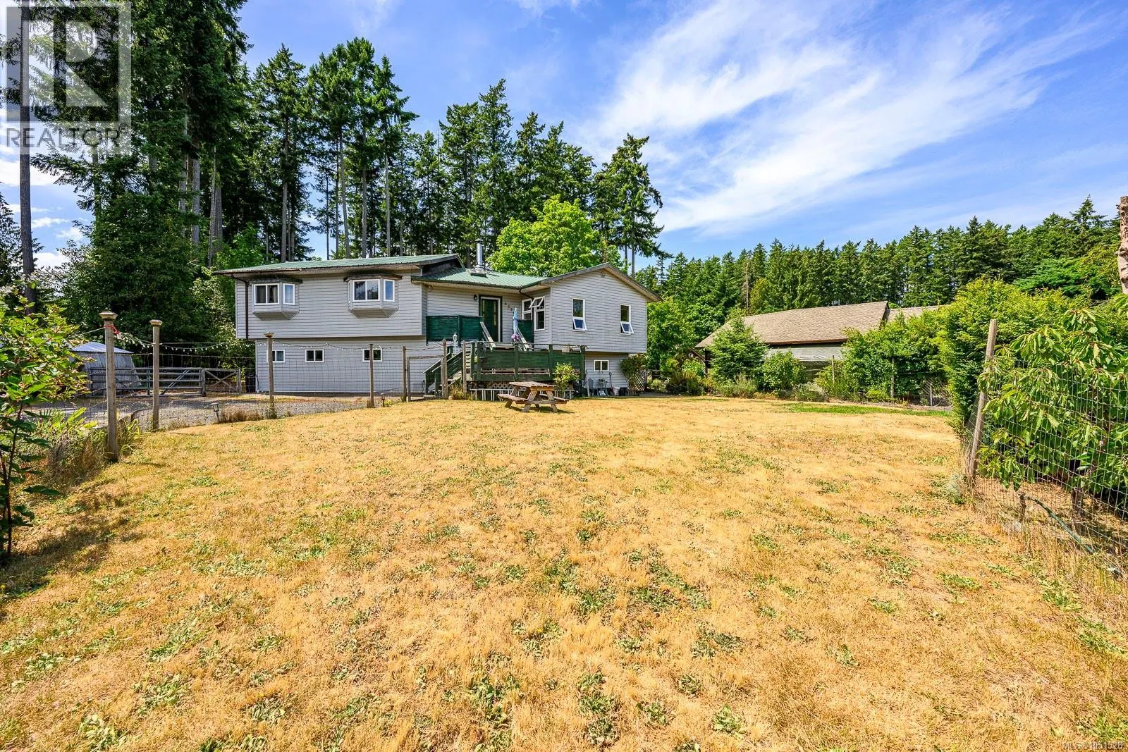 4530 Thompson Clarke Dr E
