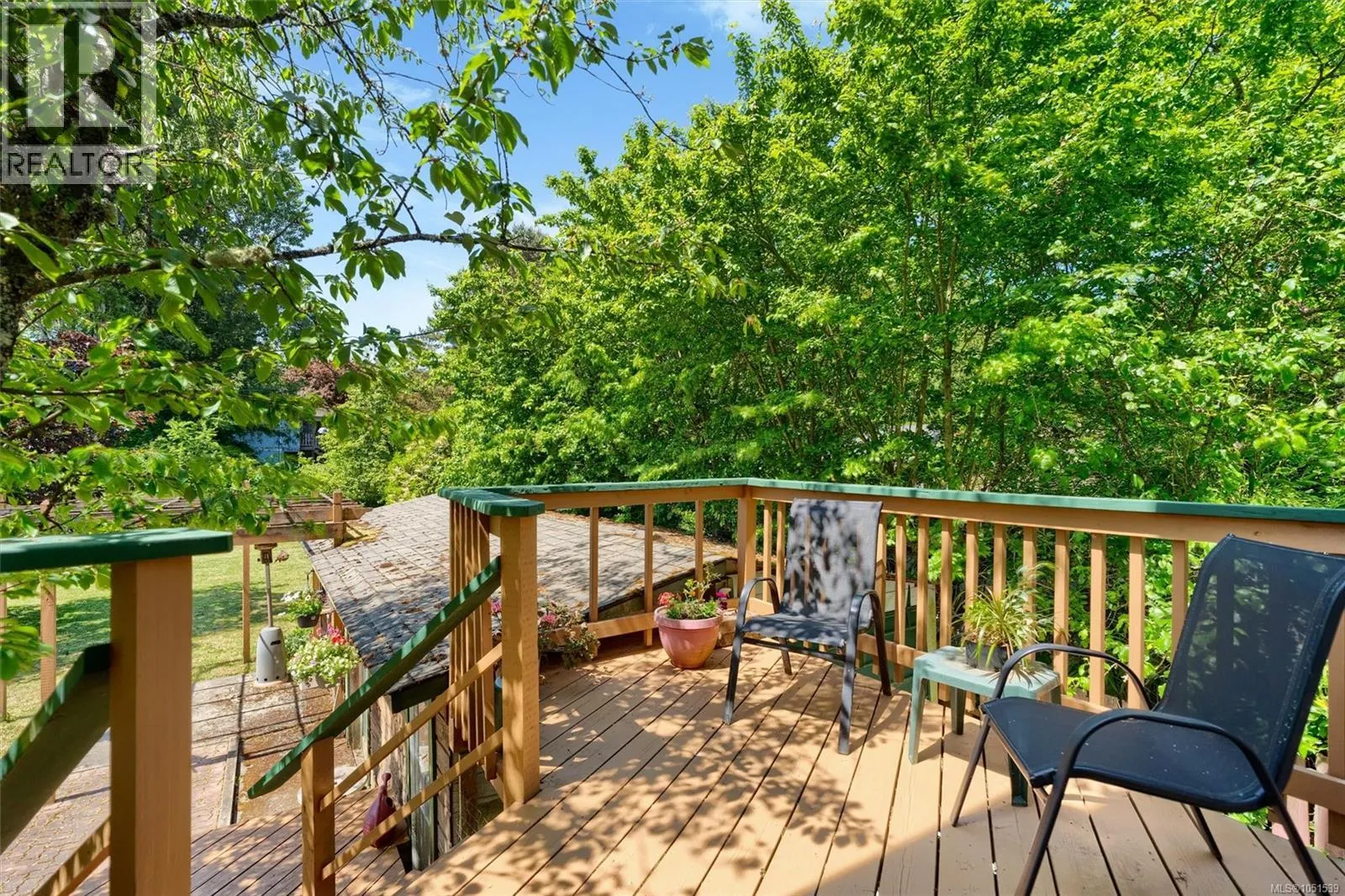 9220 East Saanich Rd