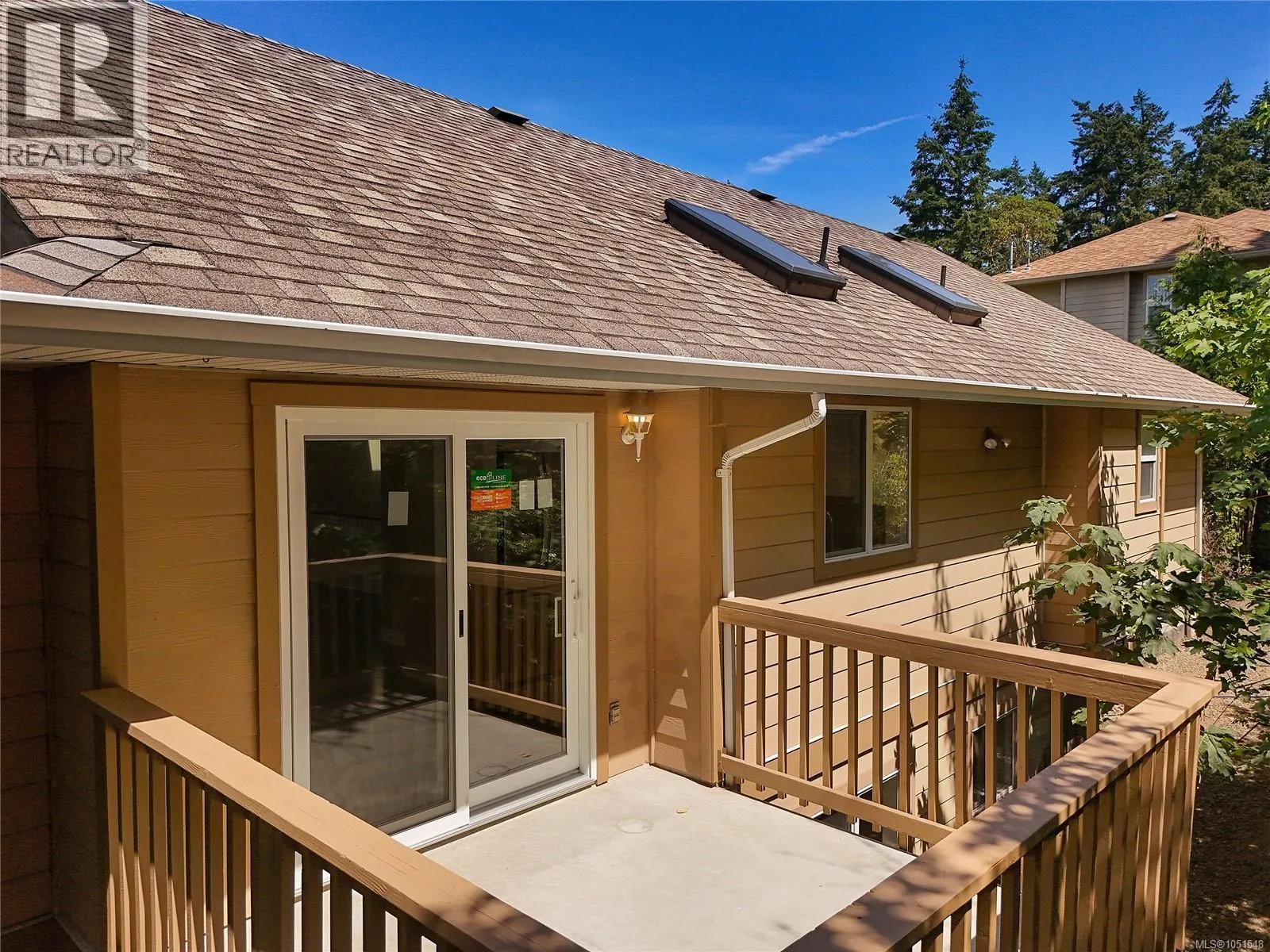 585 HANSEN Ave