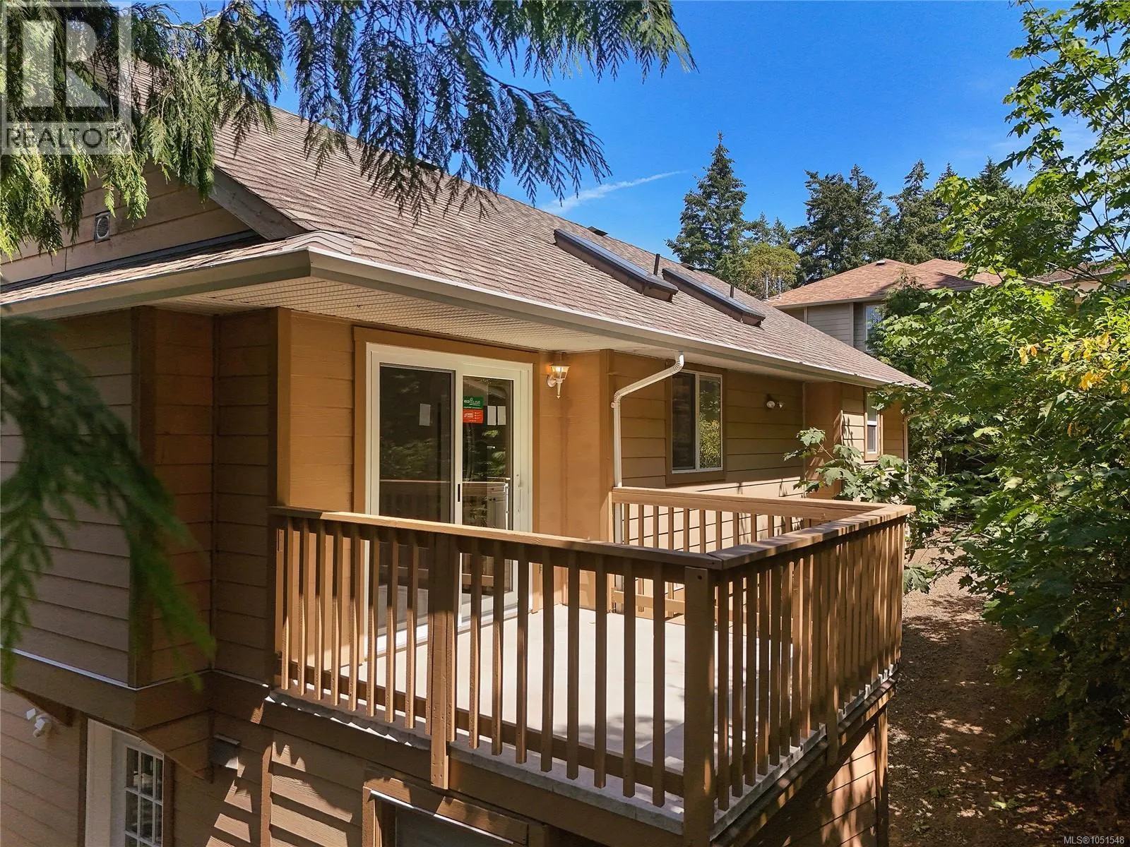 585 HANSEN Ave