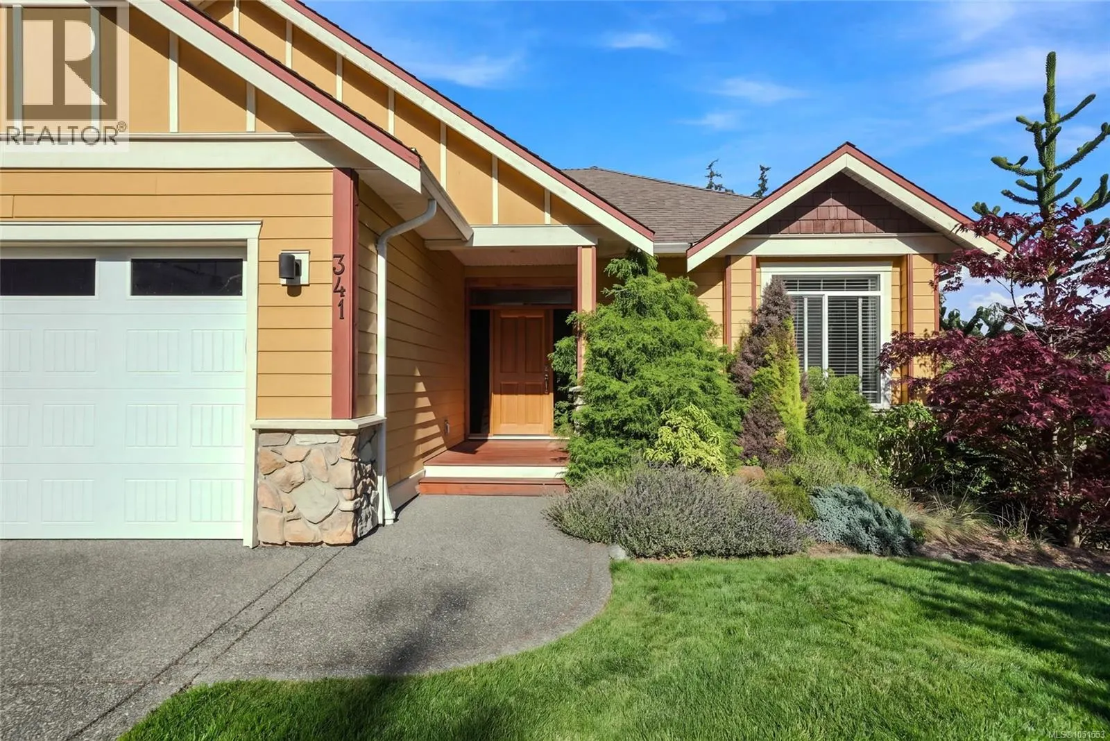 341 Sunny Dr