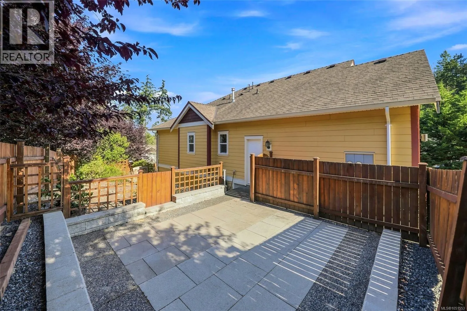 341 Sunny Dr