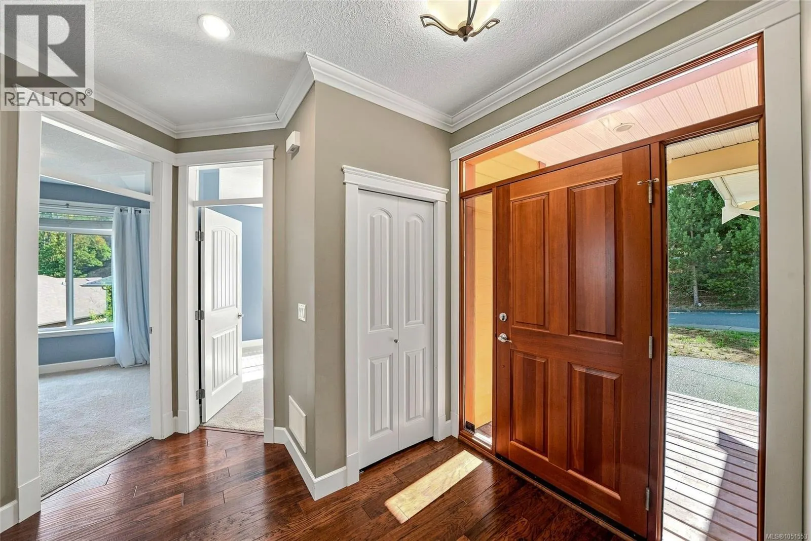 341 Sunny Dr
