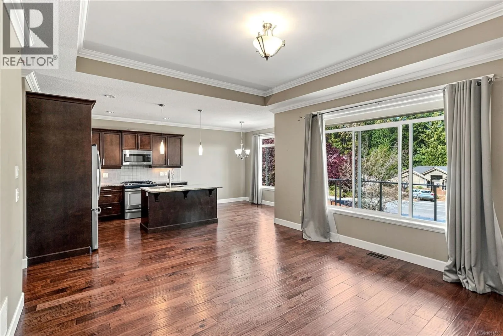 341 Sunny Dr